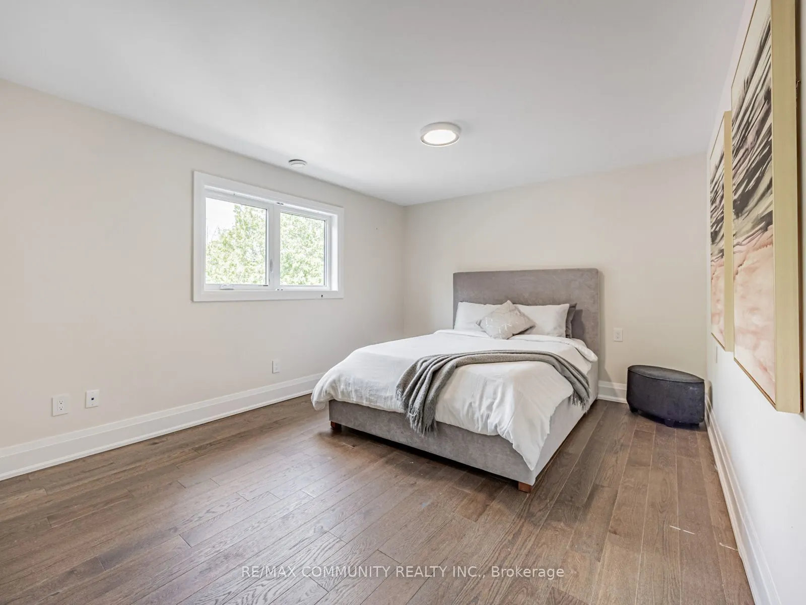 38 Robmar Street E