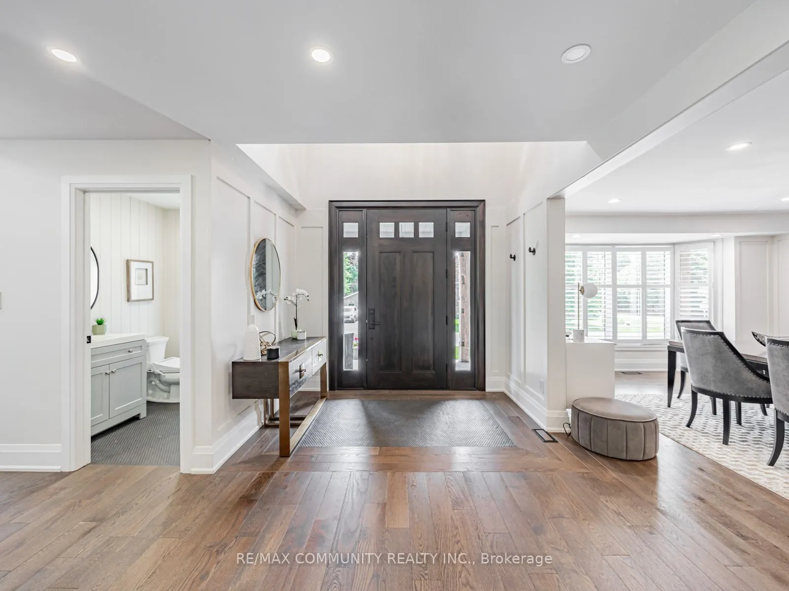 38 Robmar Street E