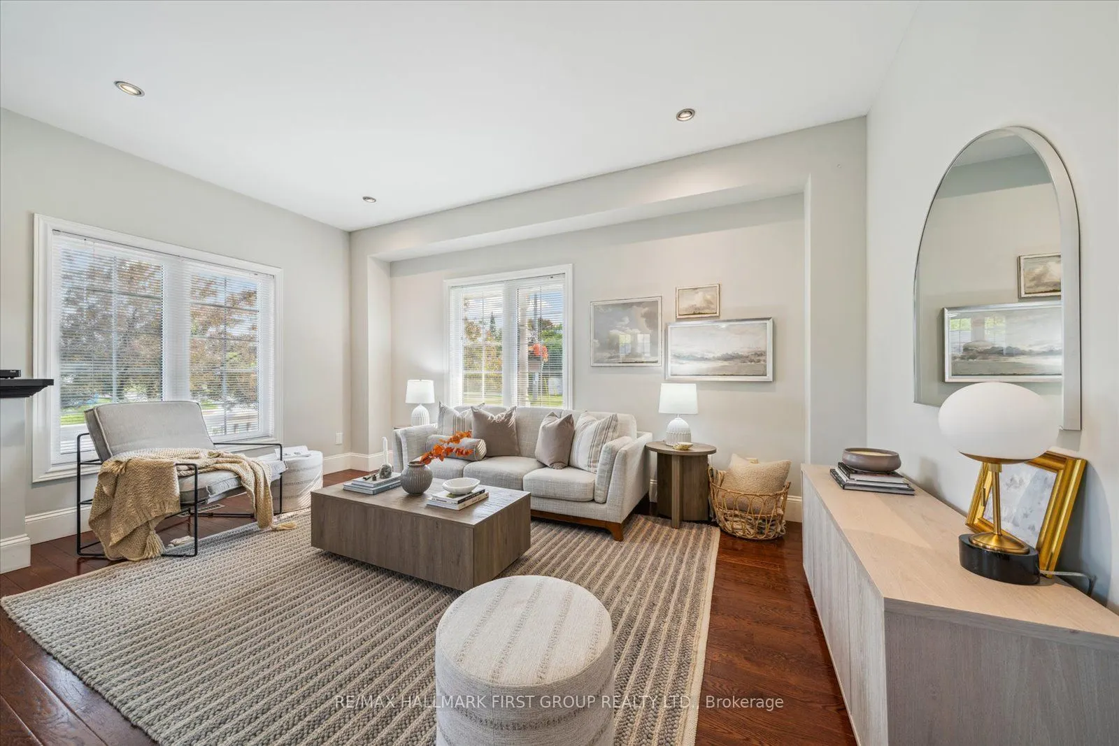 937 Pickering Beach Road