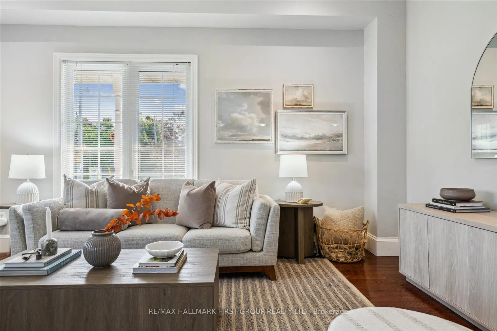 937 Pickering Beach Road
