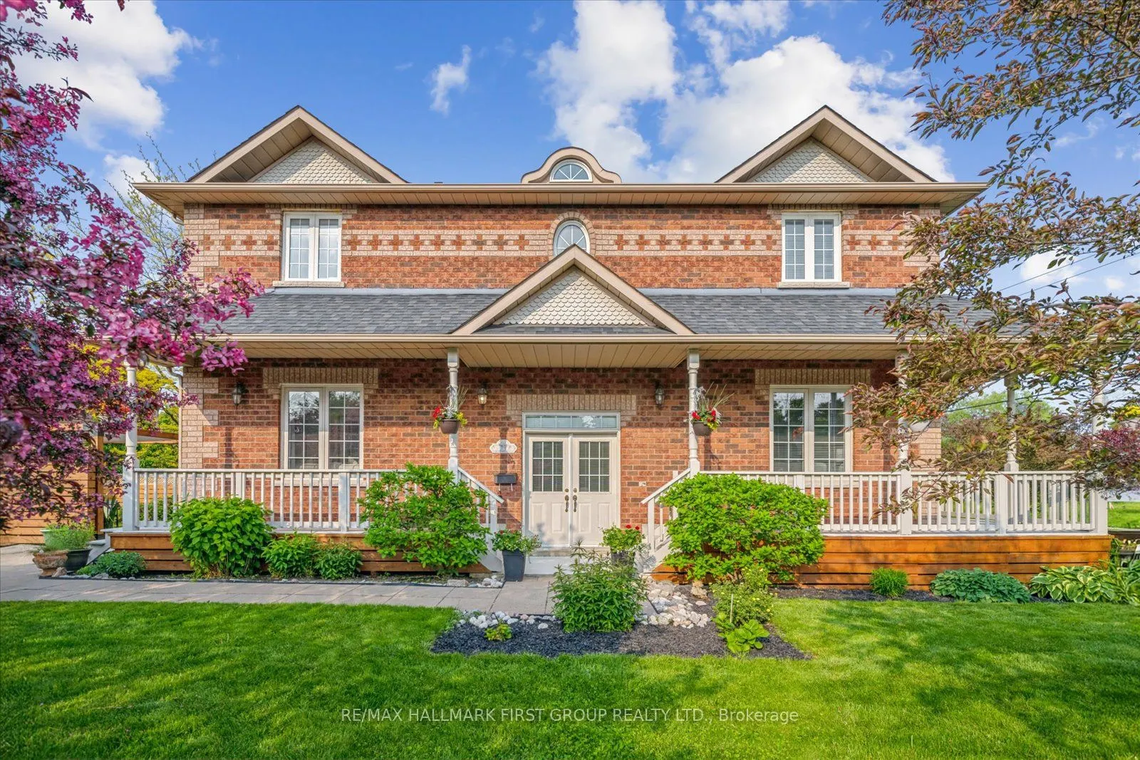 937 Pickering Beach Road