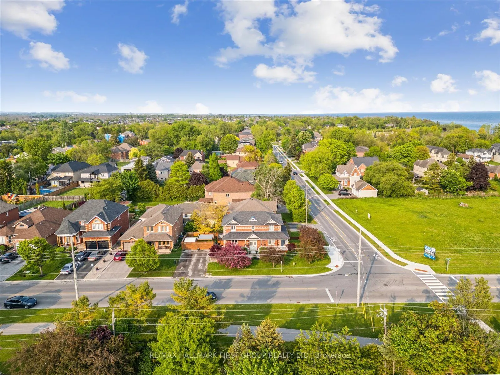 937 Pickering Beach Road