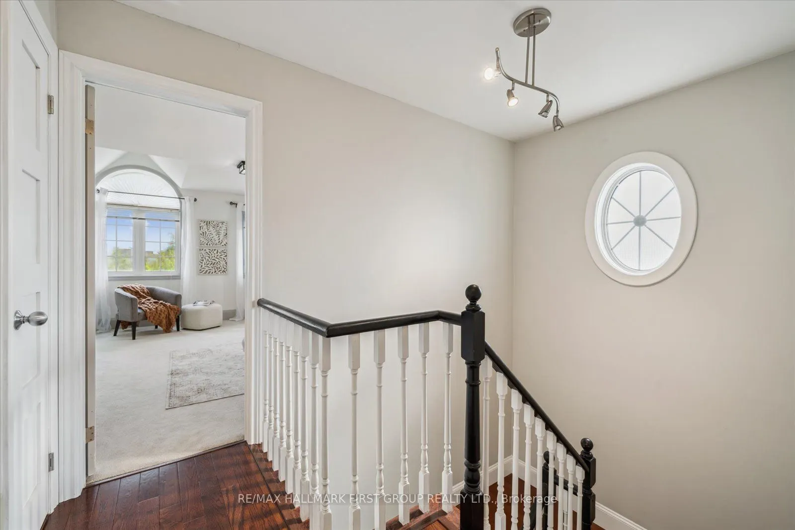 937 Pickering Beach Road