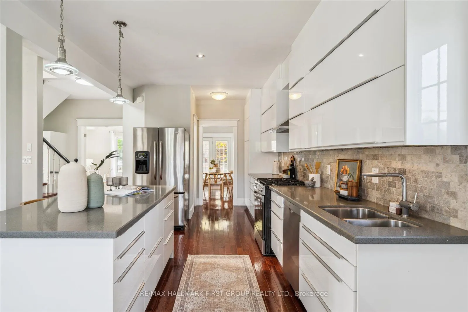937 Pickering Beach Road