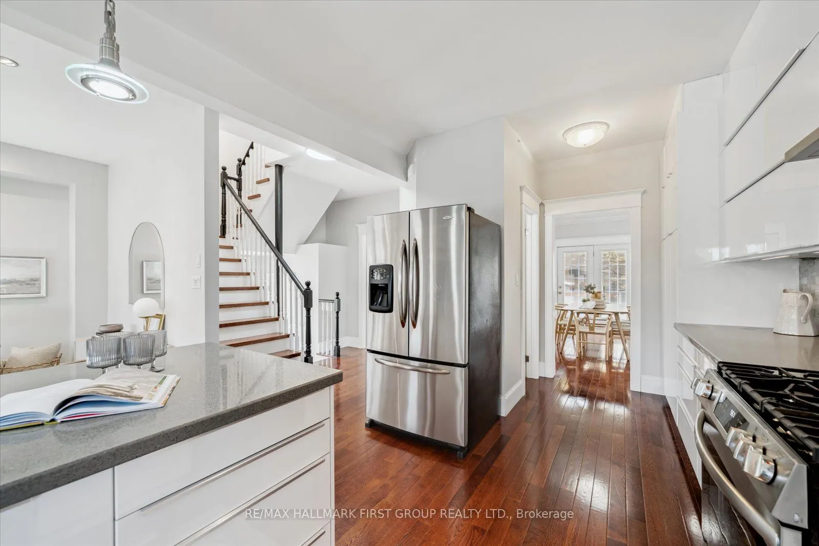 937 Pickering Beach Road