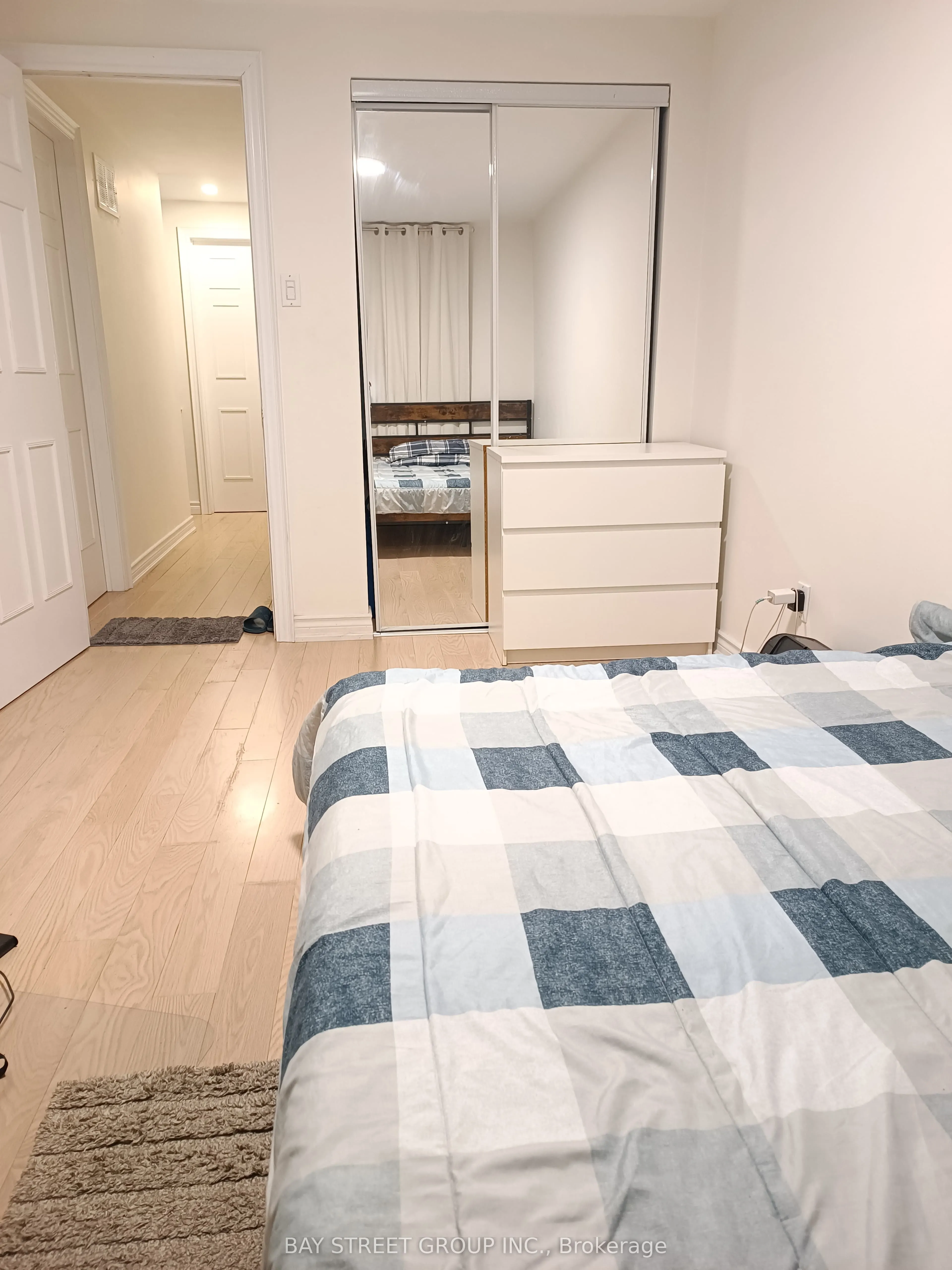19 Crown Acres Court, #2nd