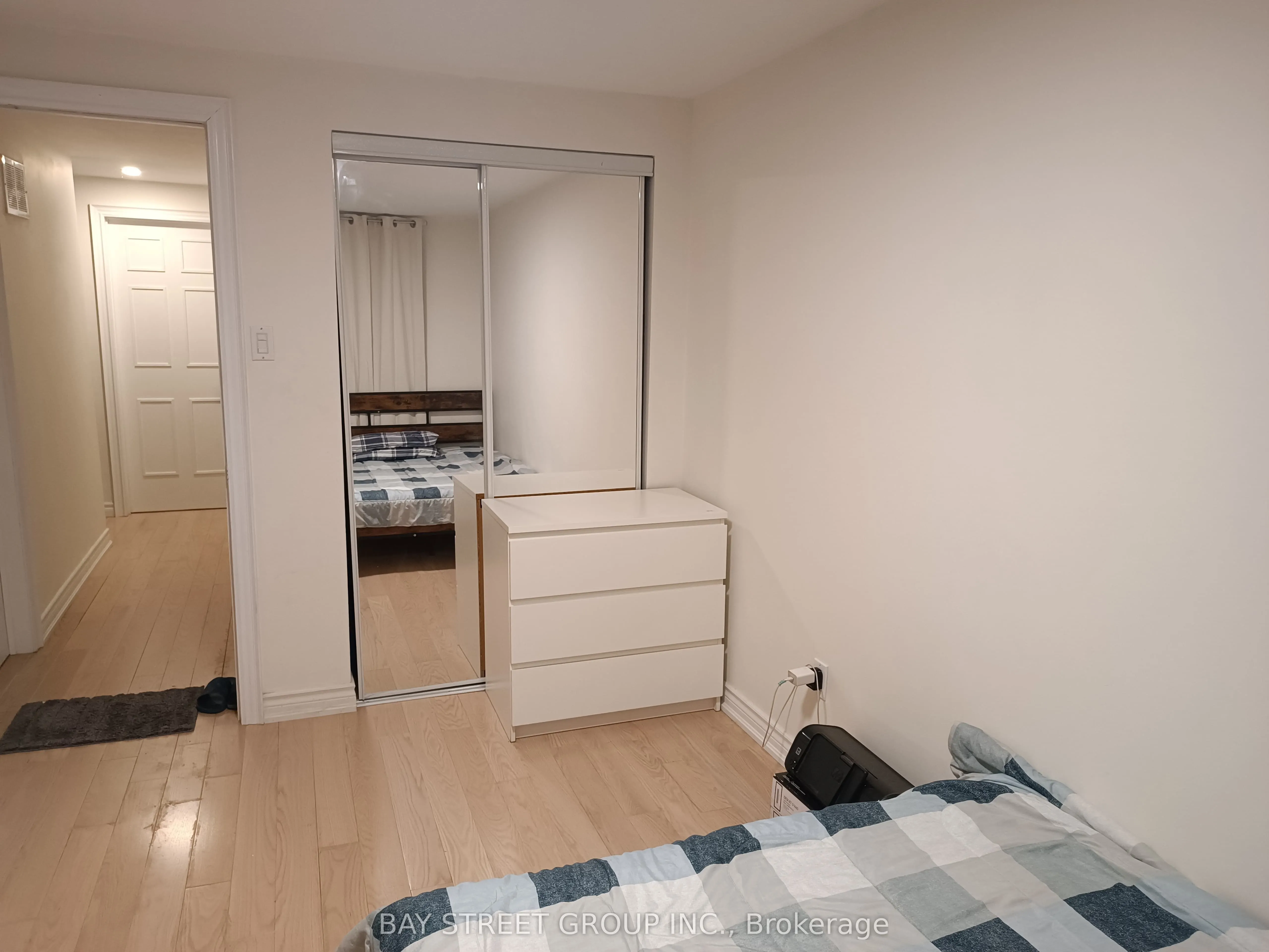 19 Crown Acres Court, #2nd