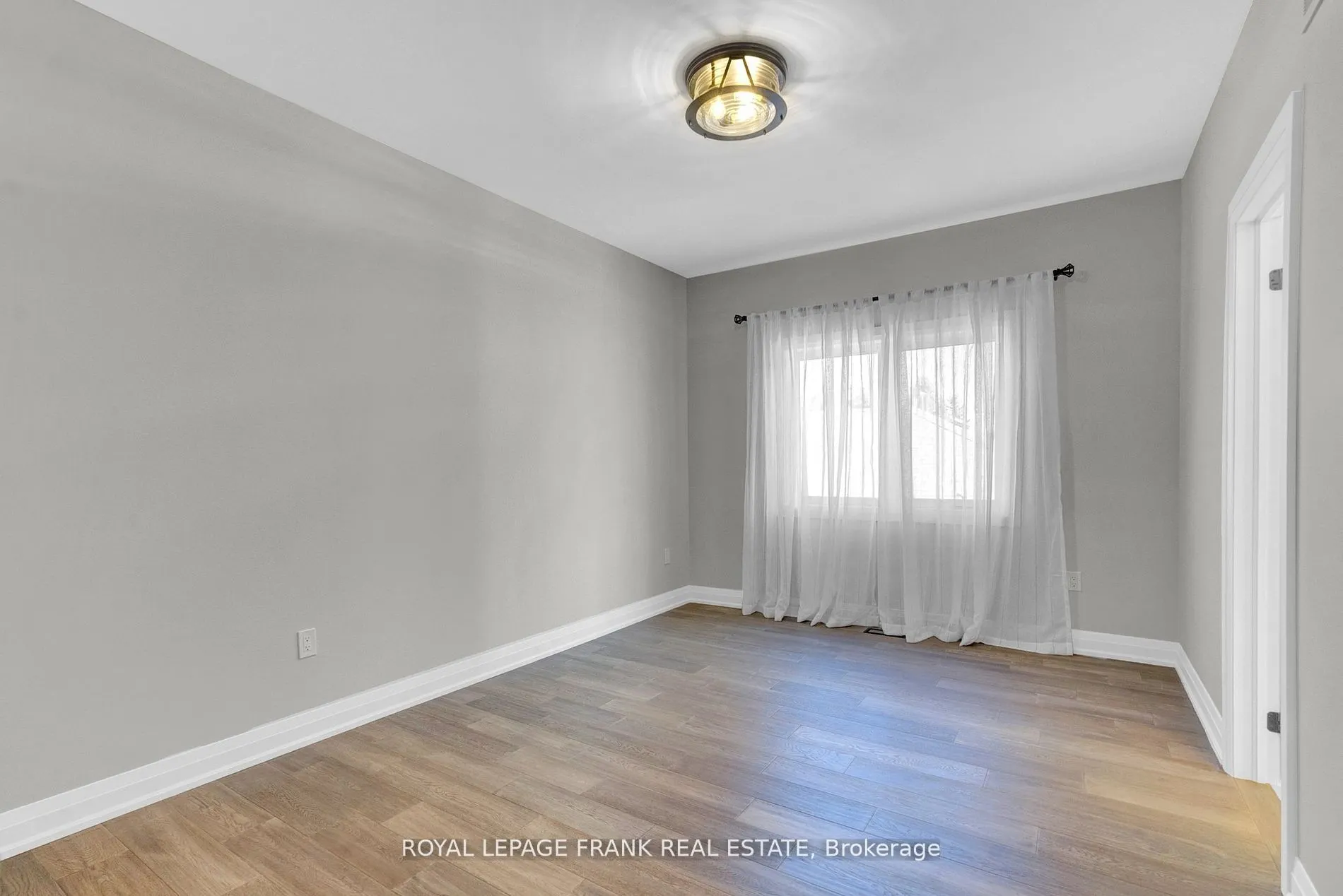 548 View Lake Road