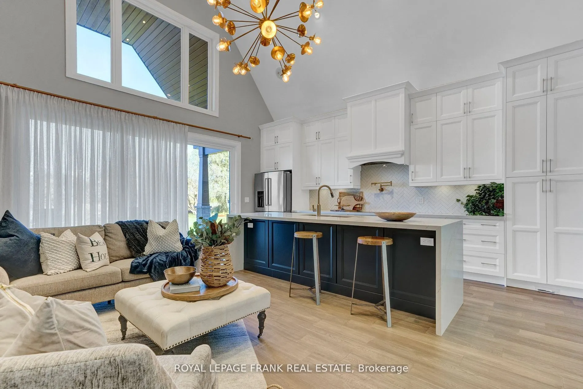 548 View Lake Road