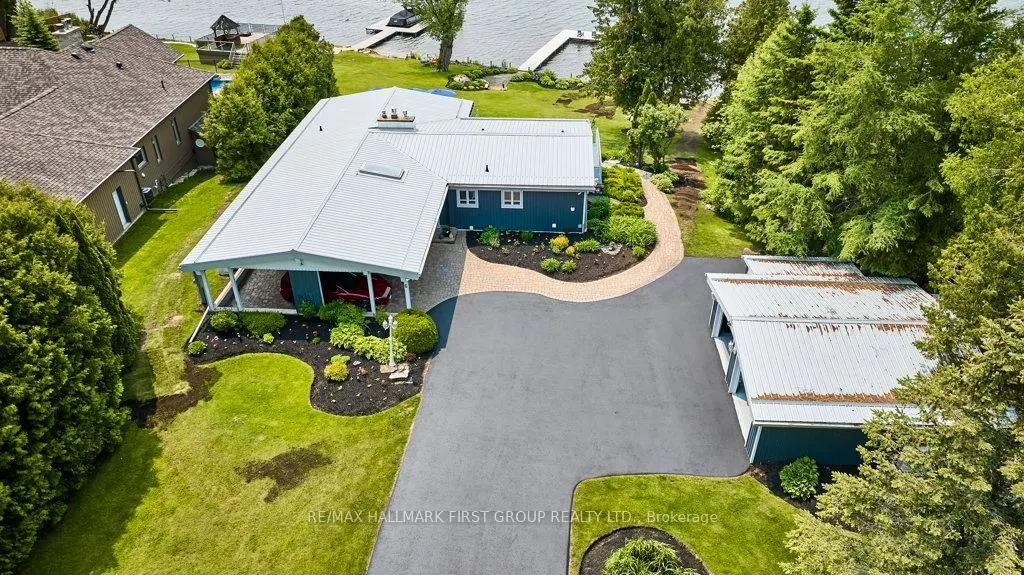 6 Ambleside Drive