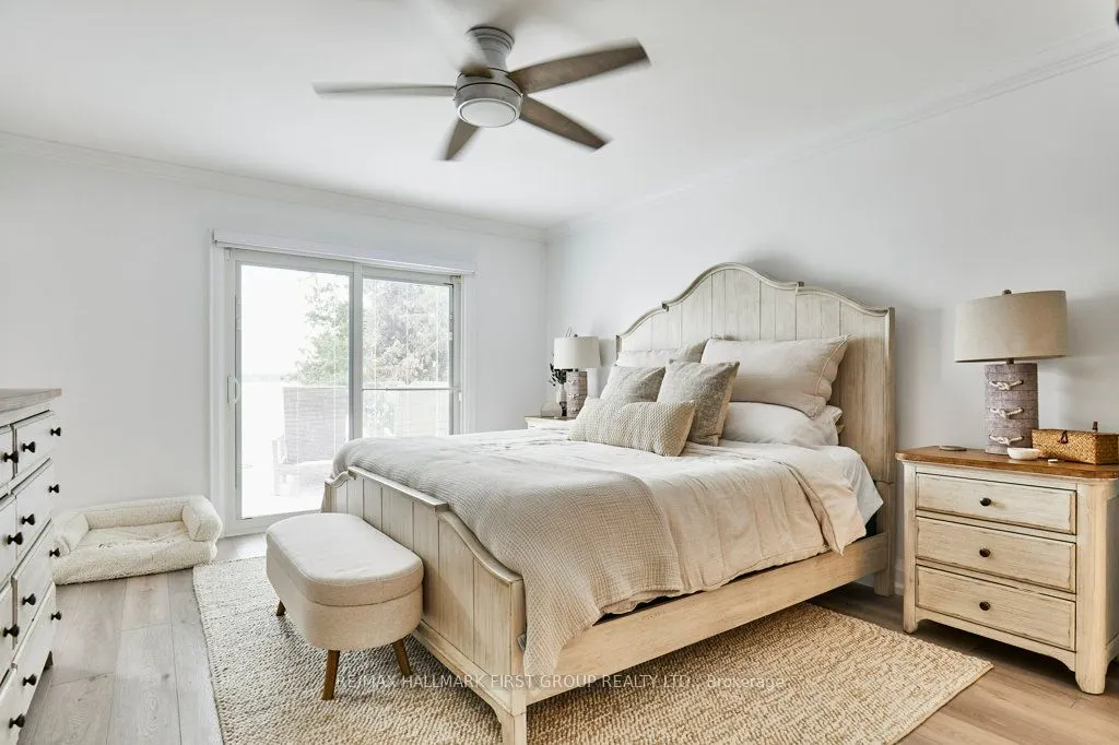 6 Ambleside Drive