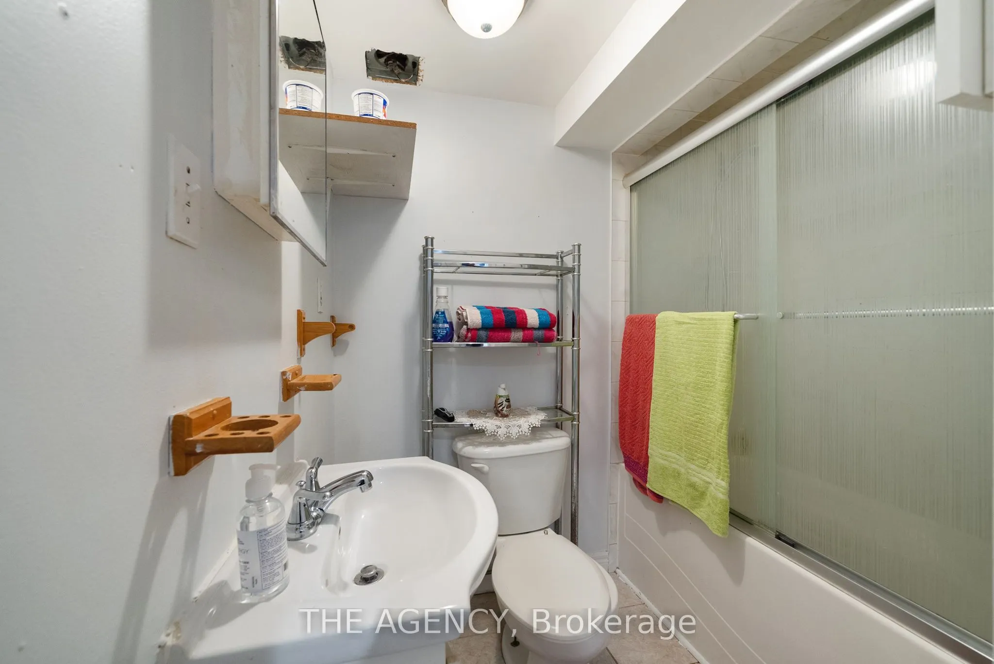 3 Shoreview Drive