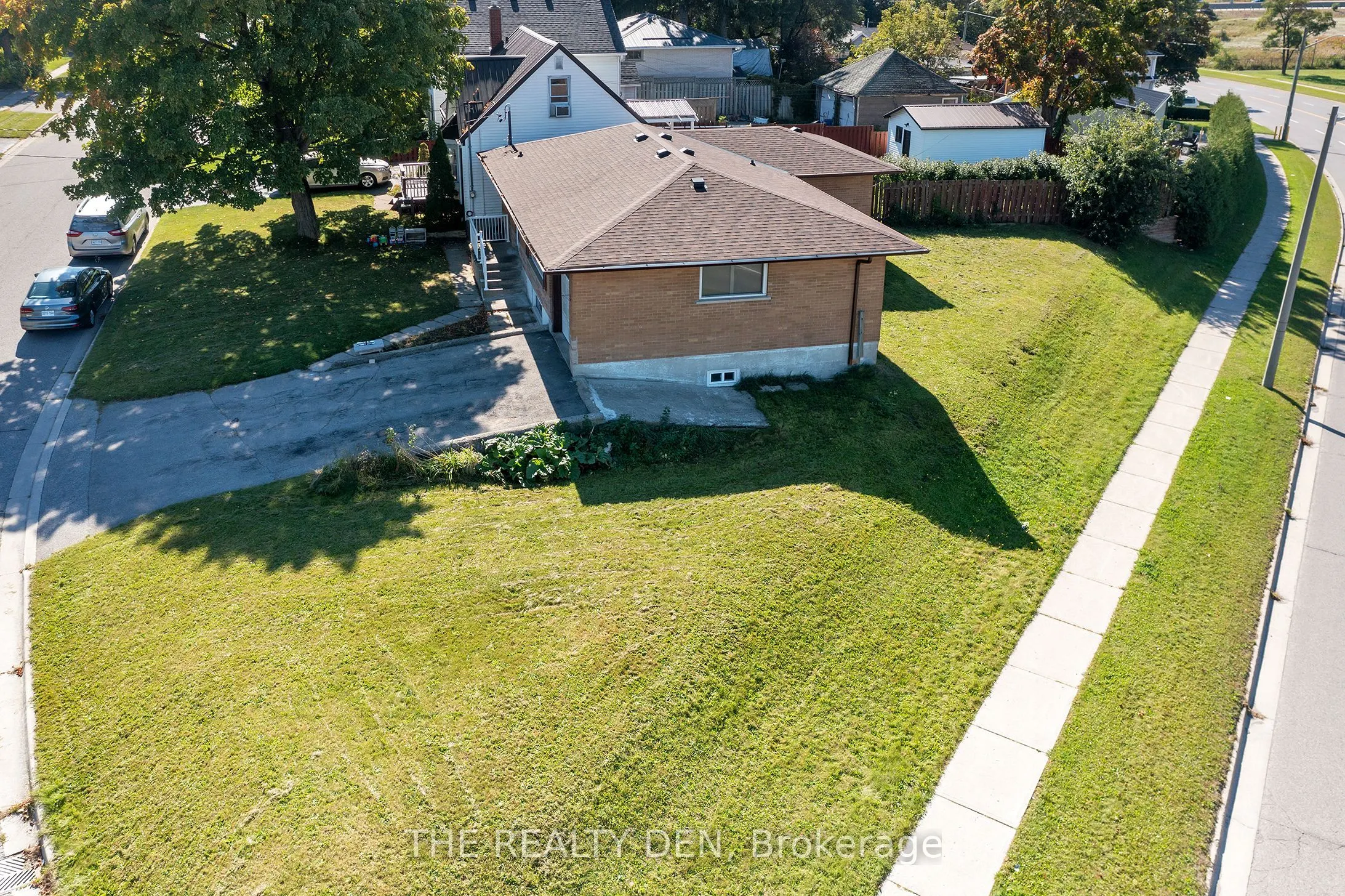 532 Montrave Avenue