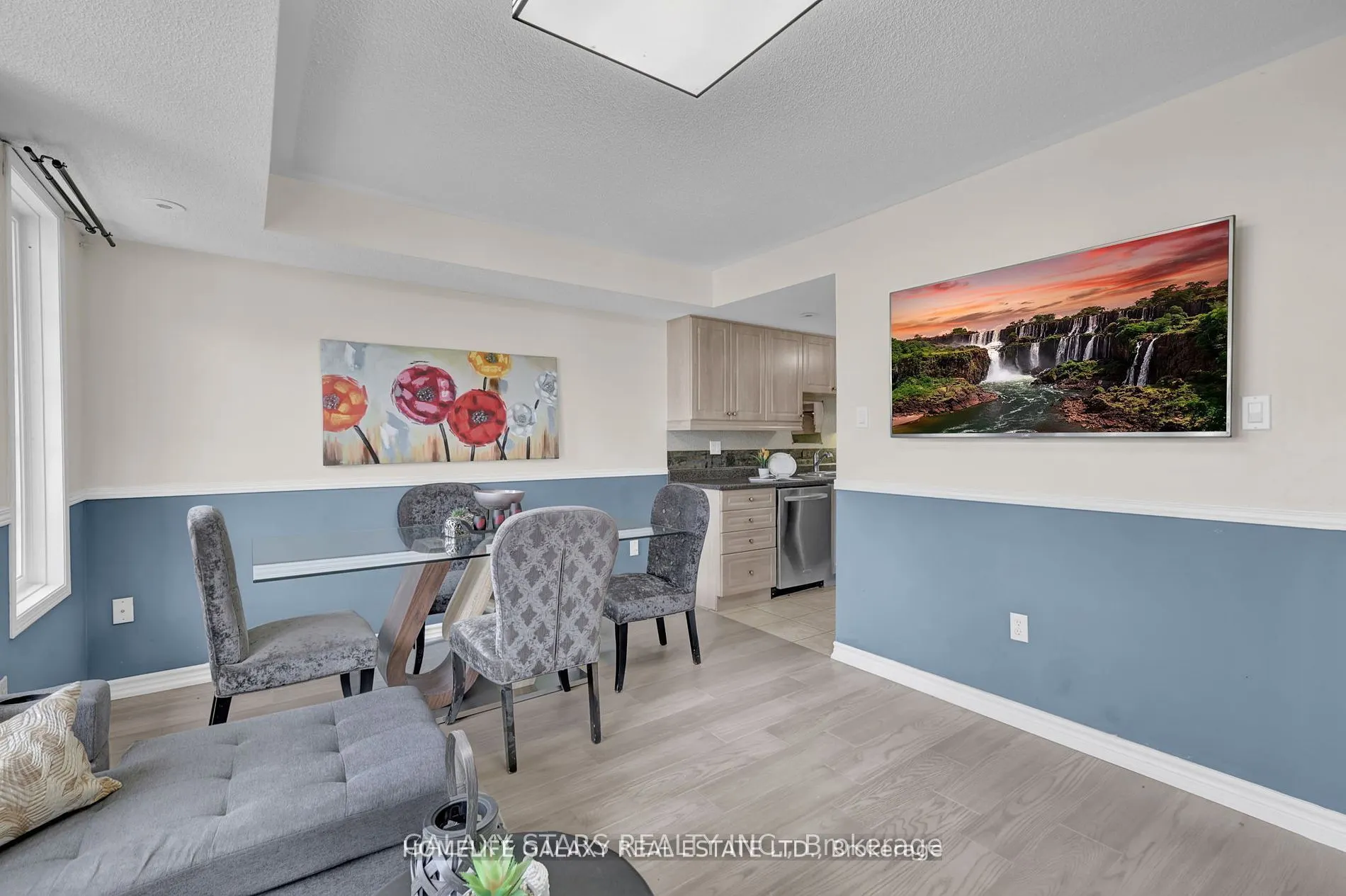 42 Pinery Trail, #106