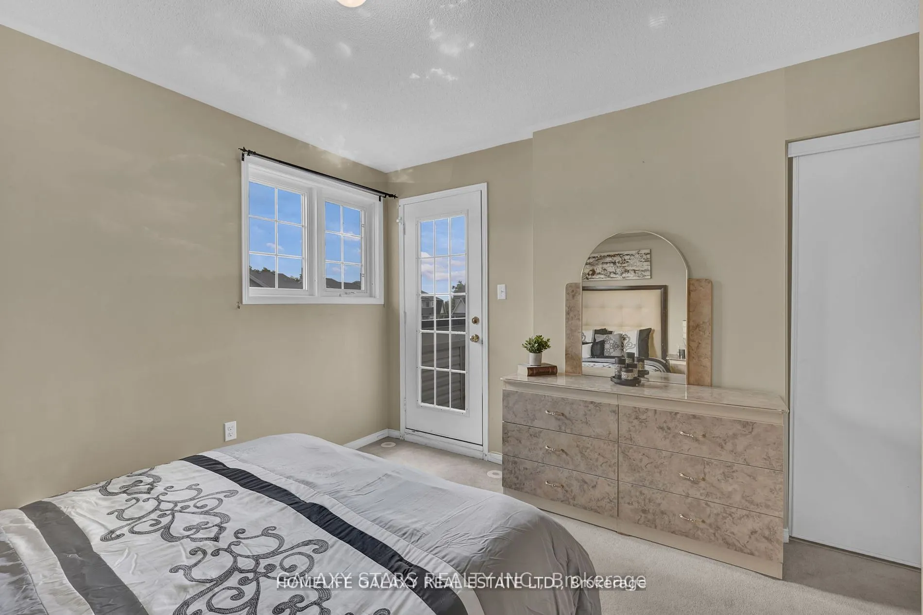42 Pinery Trail, #106