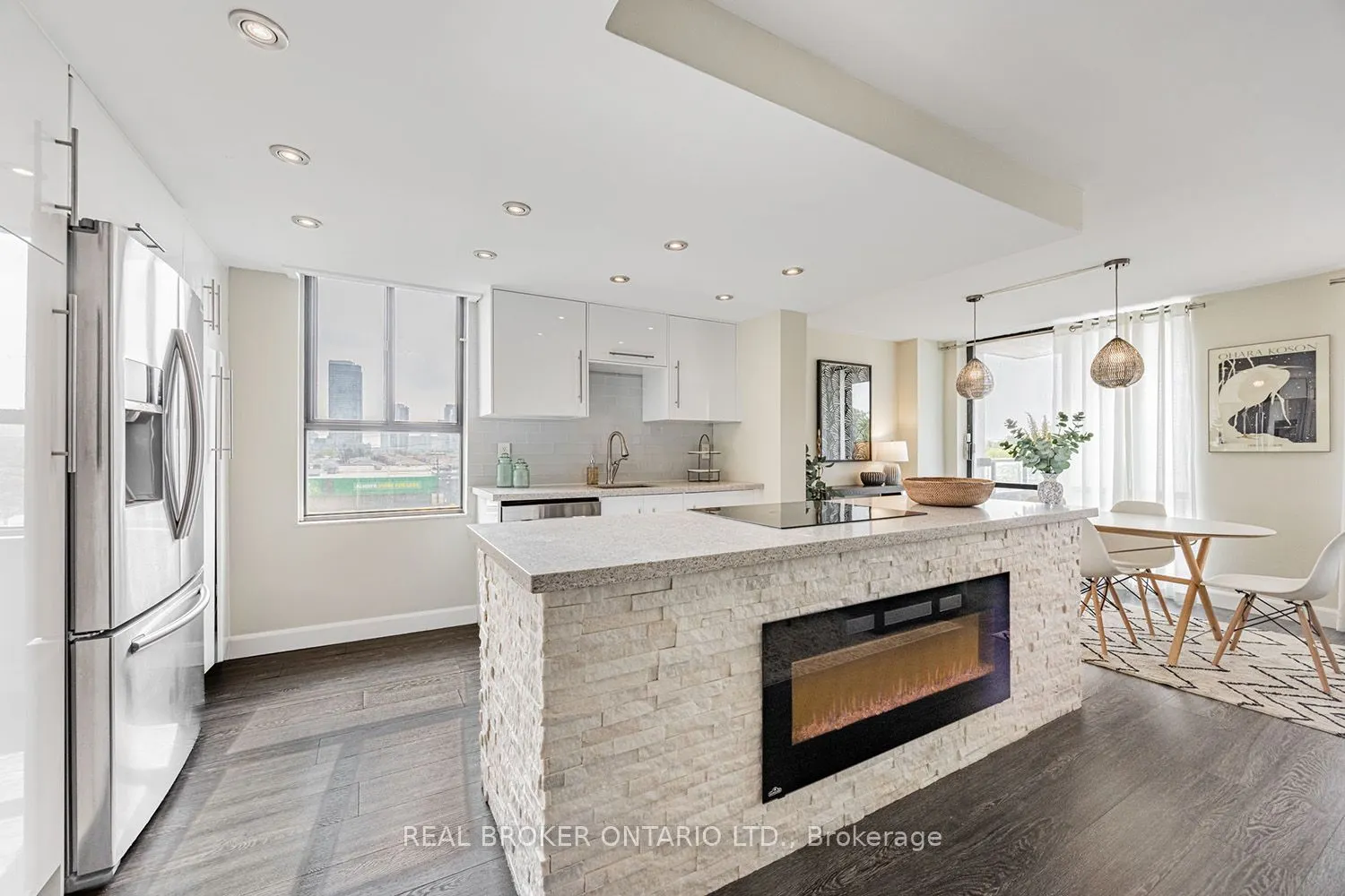 2721 Victoria Park Avenue, #506