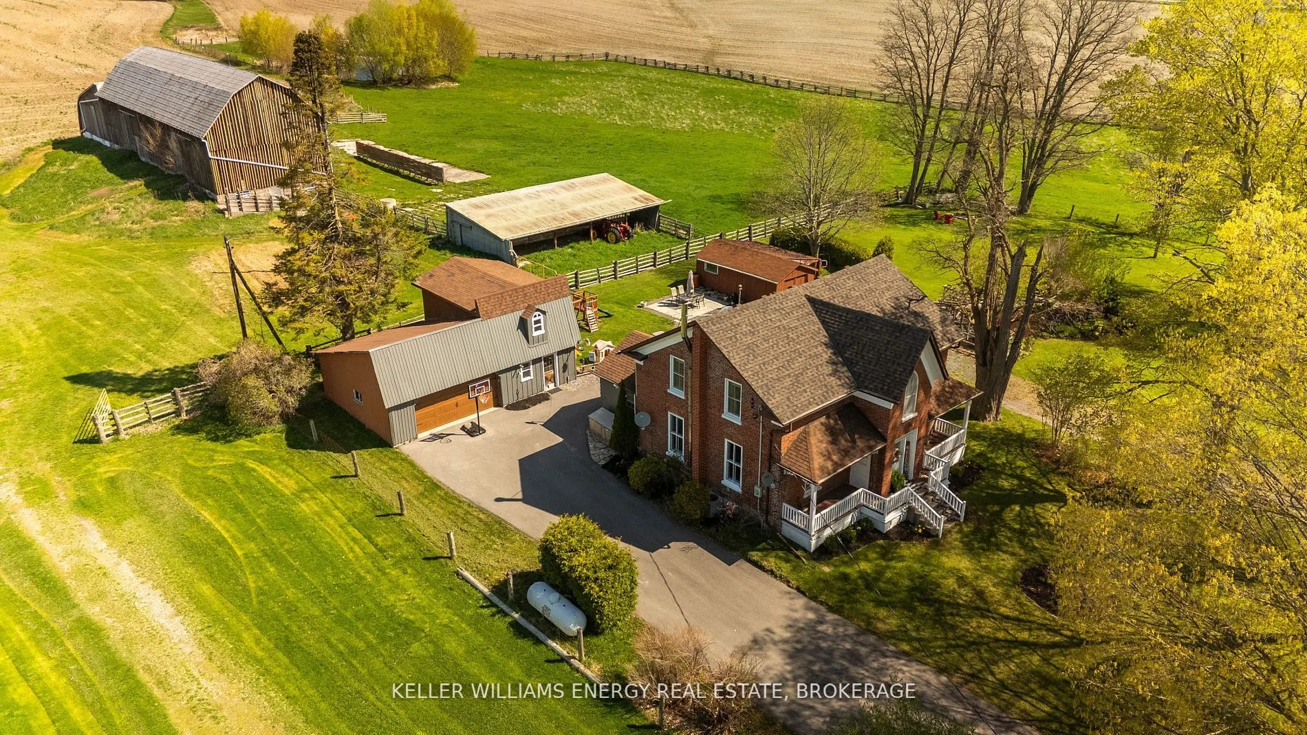 2516 Concession 8 Road