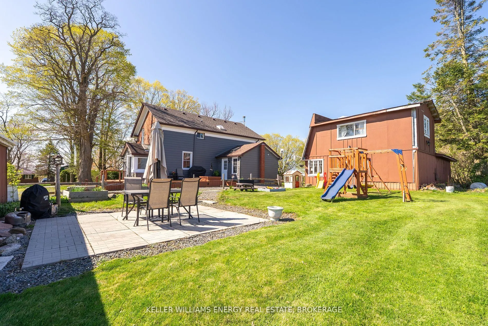 2516 Concession 8 Road
