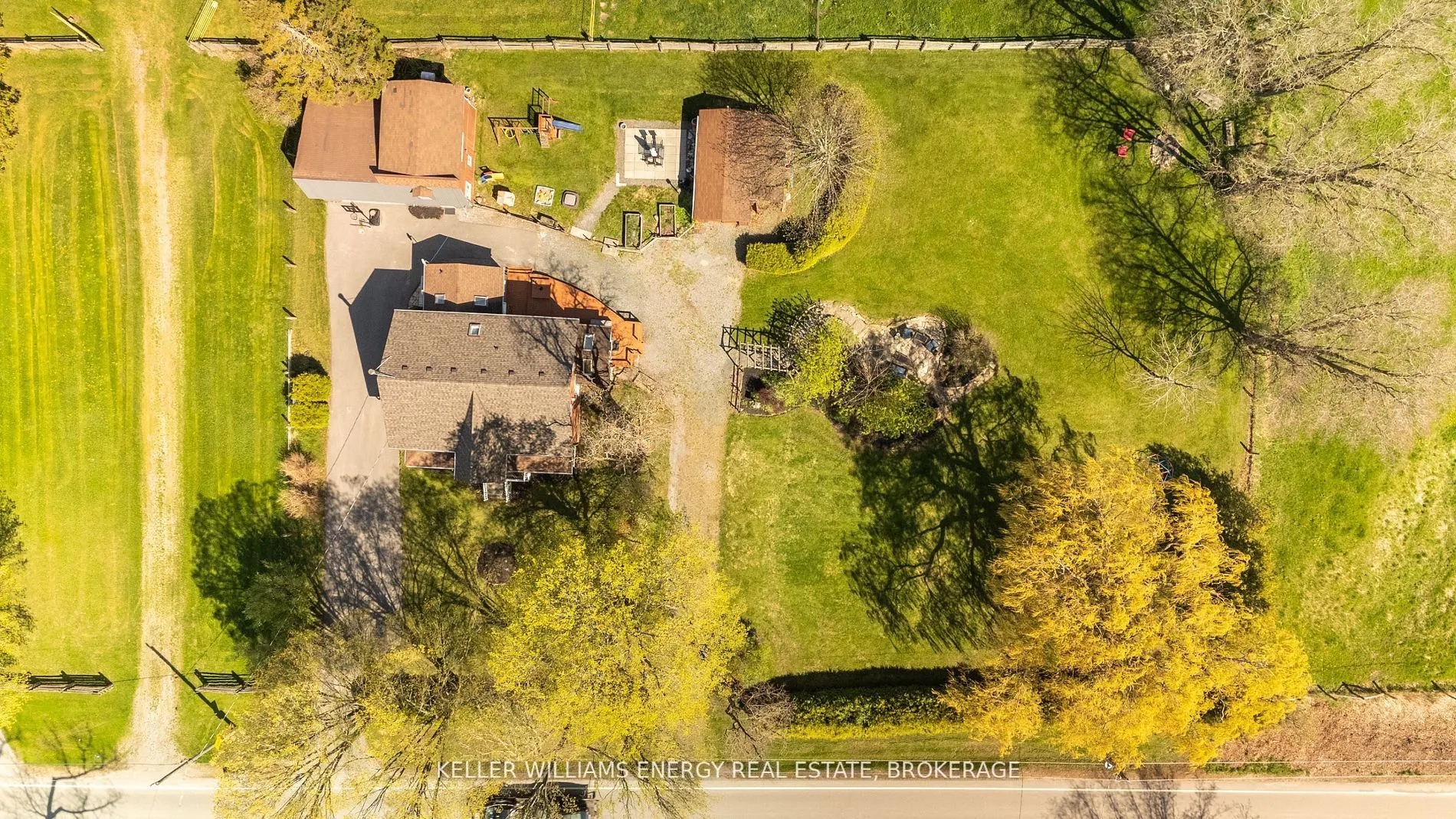 2516 Concession 8 Road