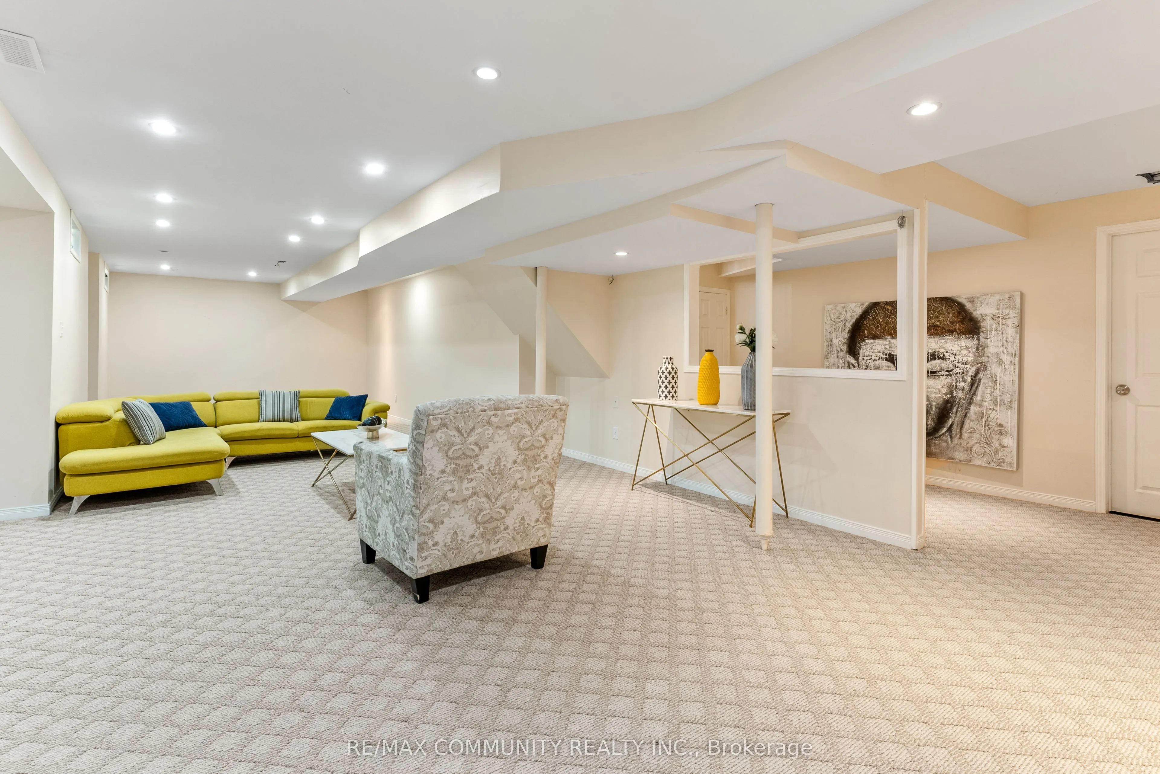 1081 Langford Street