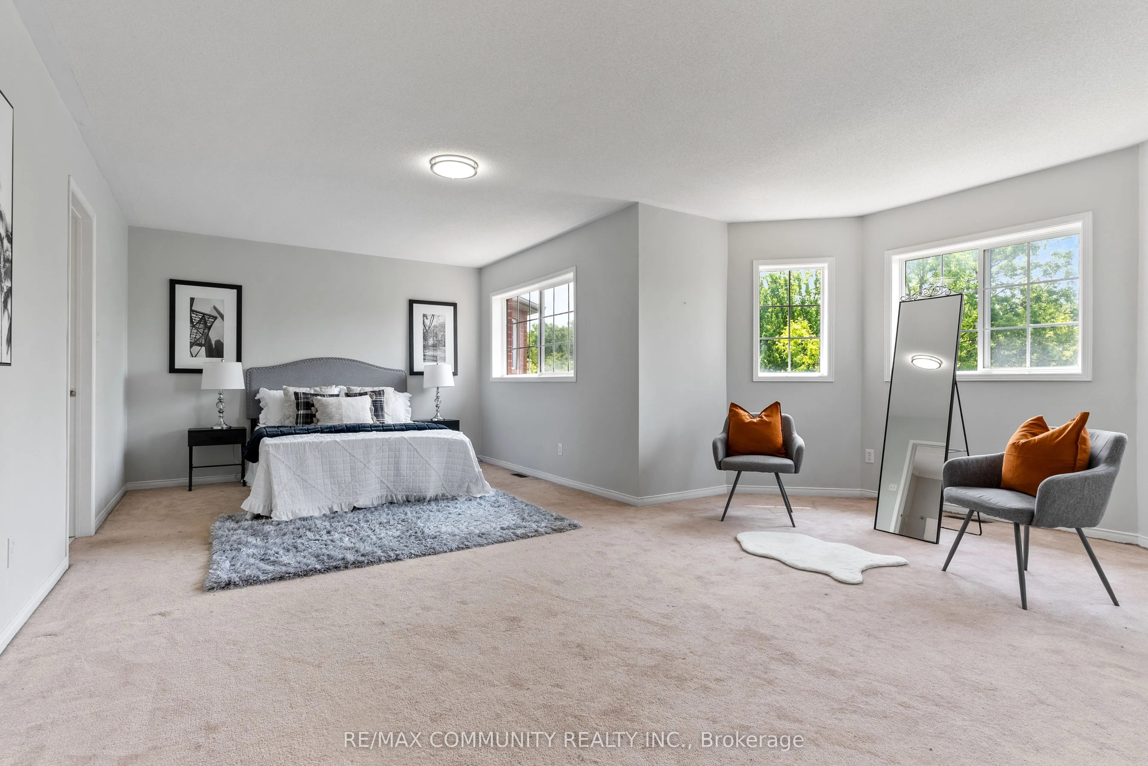 1081 Langford Street