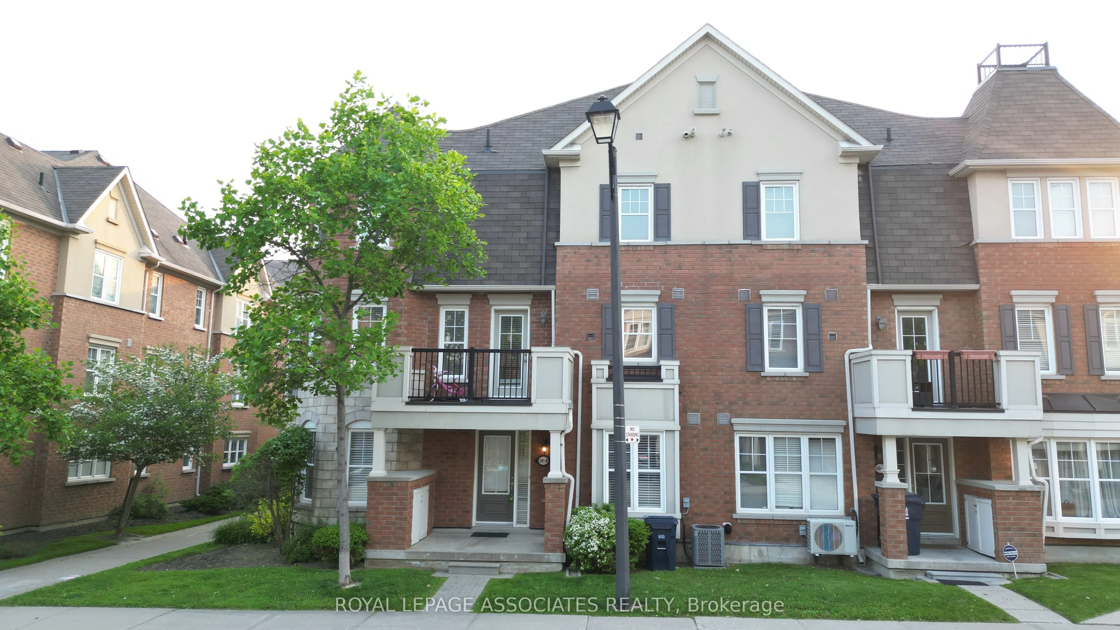 50 Mendelssohn Street, #8