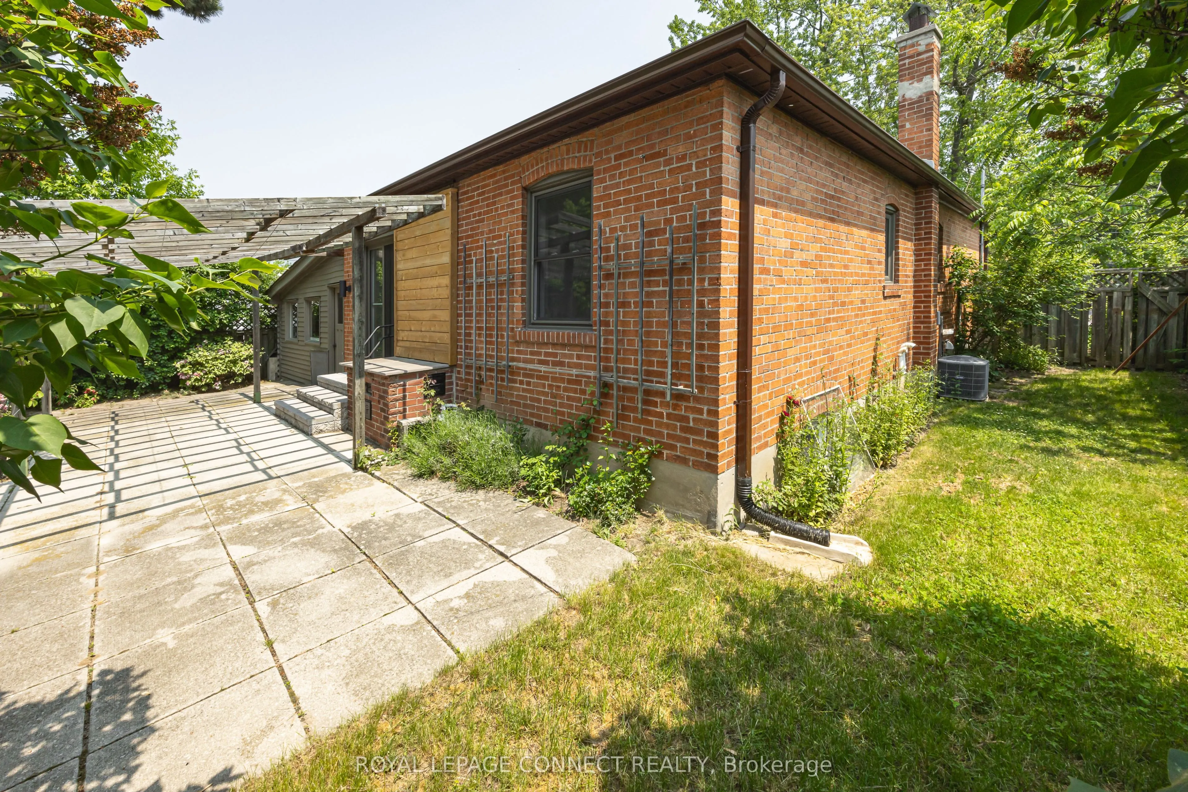 44 Falaise Road