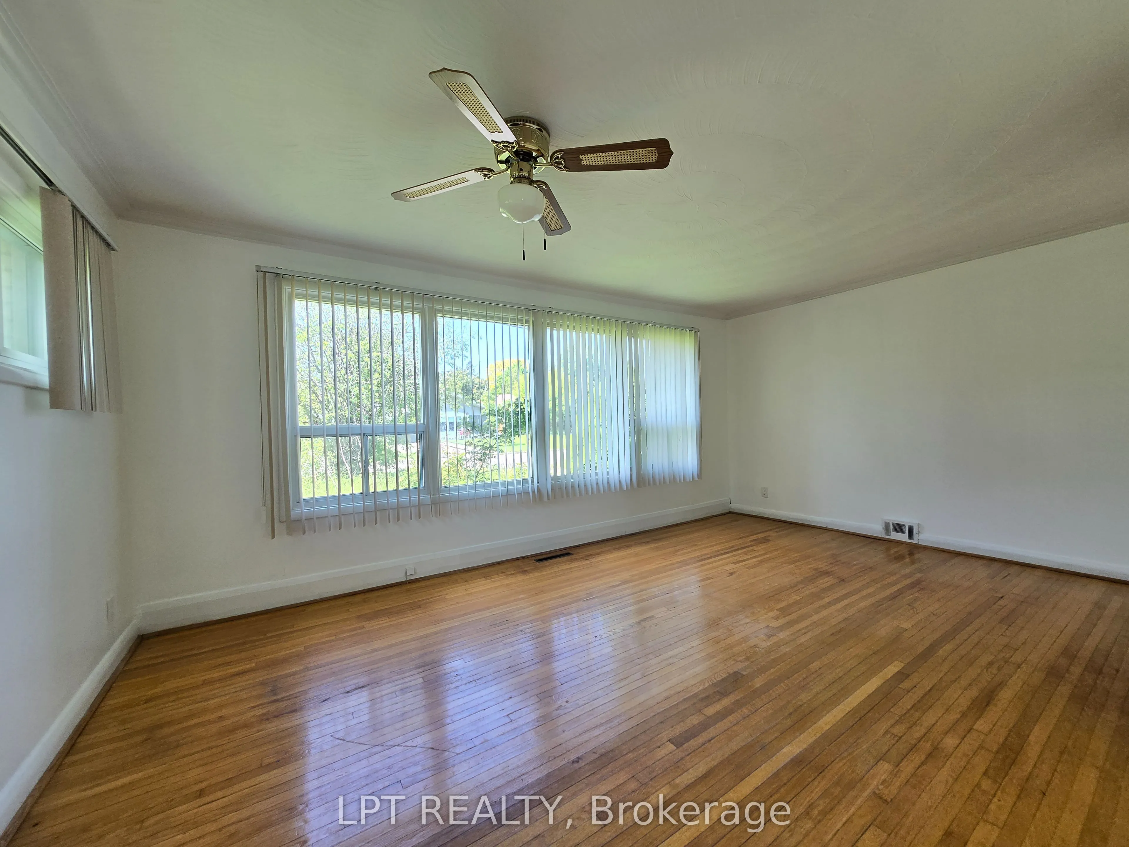 71 Deerfield Road