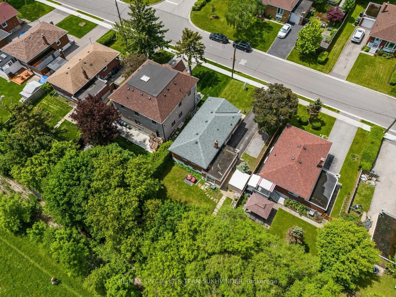 21 White Abbey Park