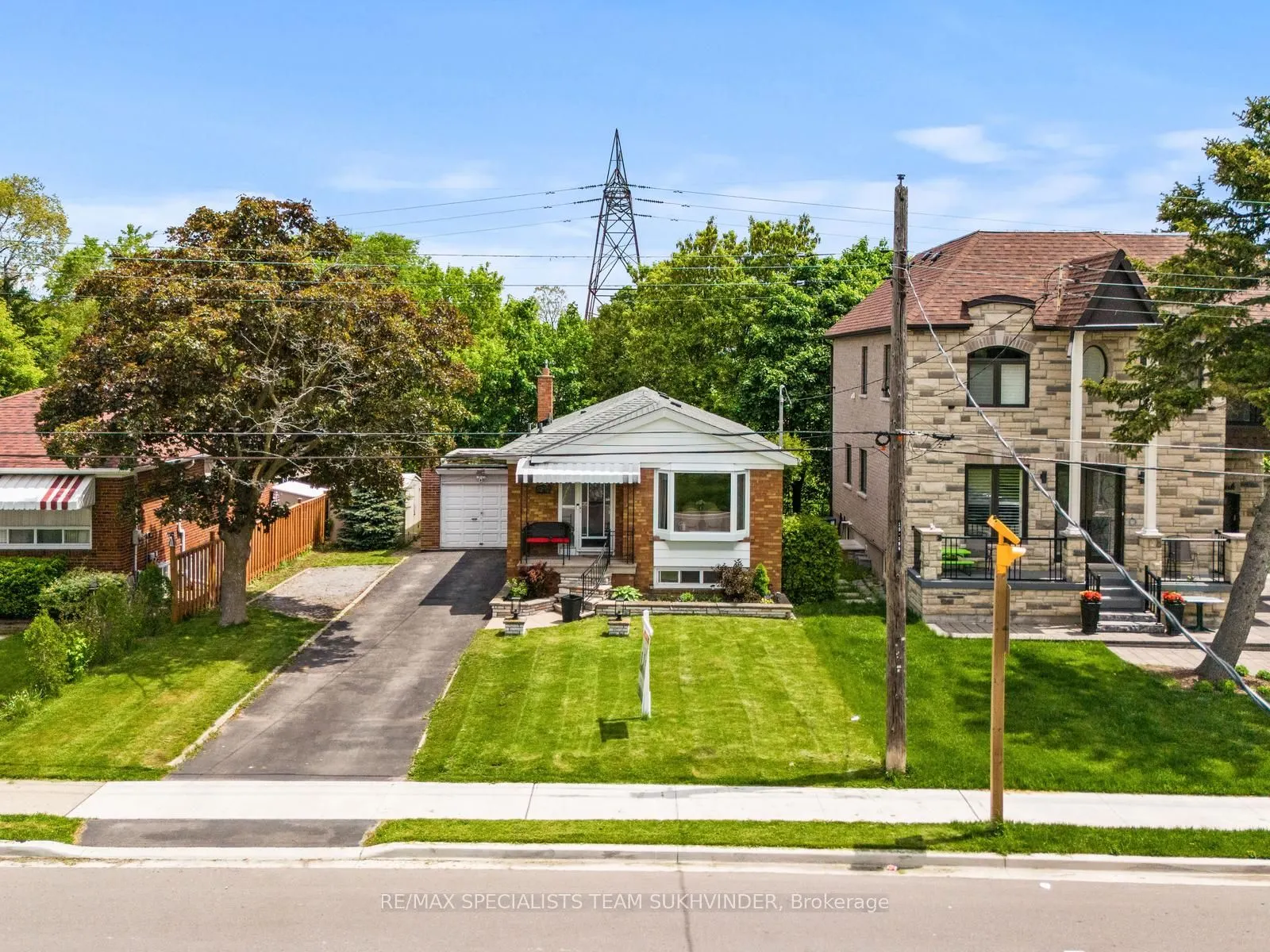 21 White Abbey Park