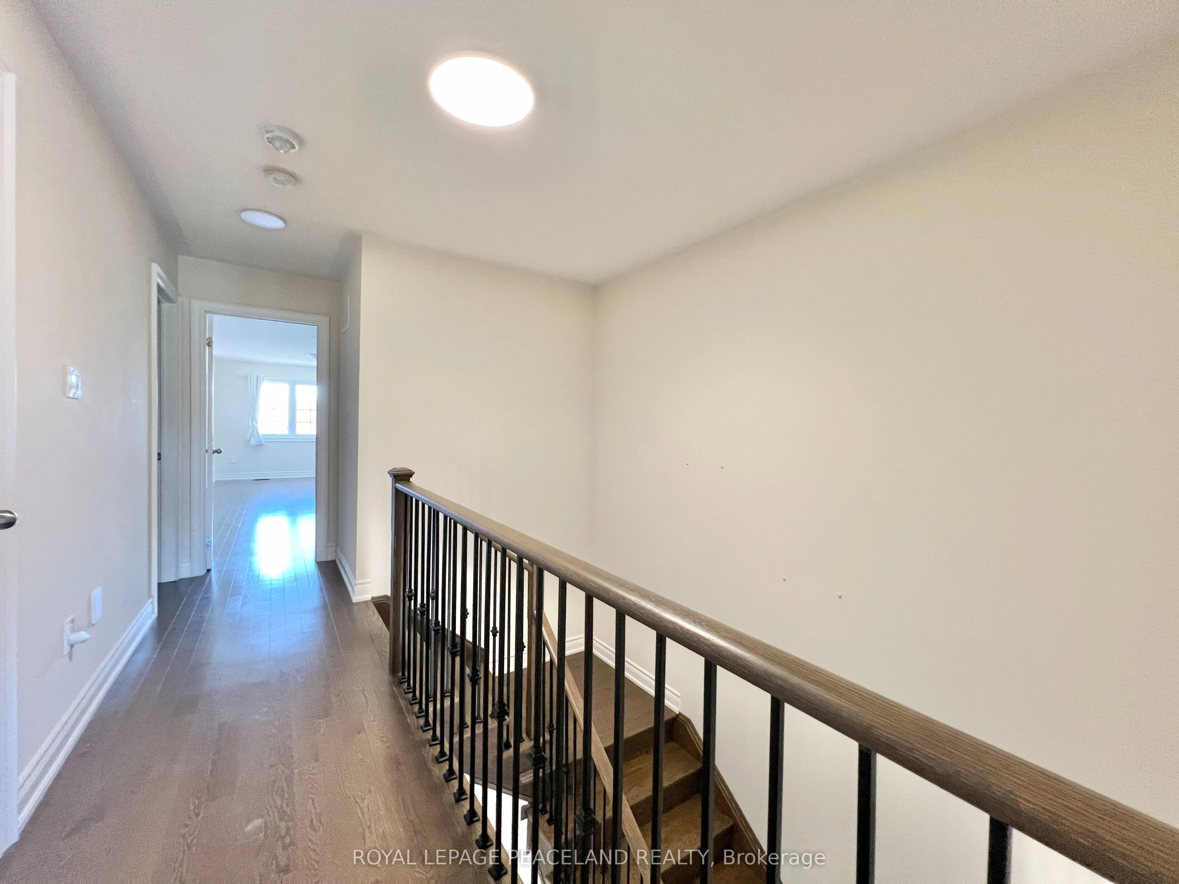 48 Mac Frost Way