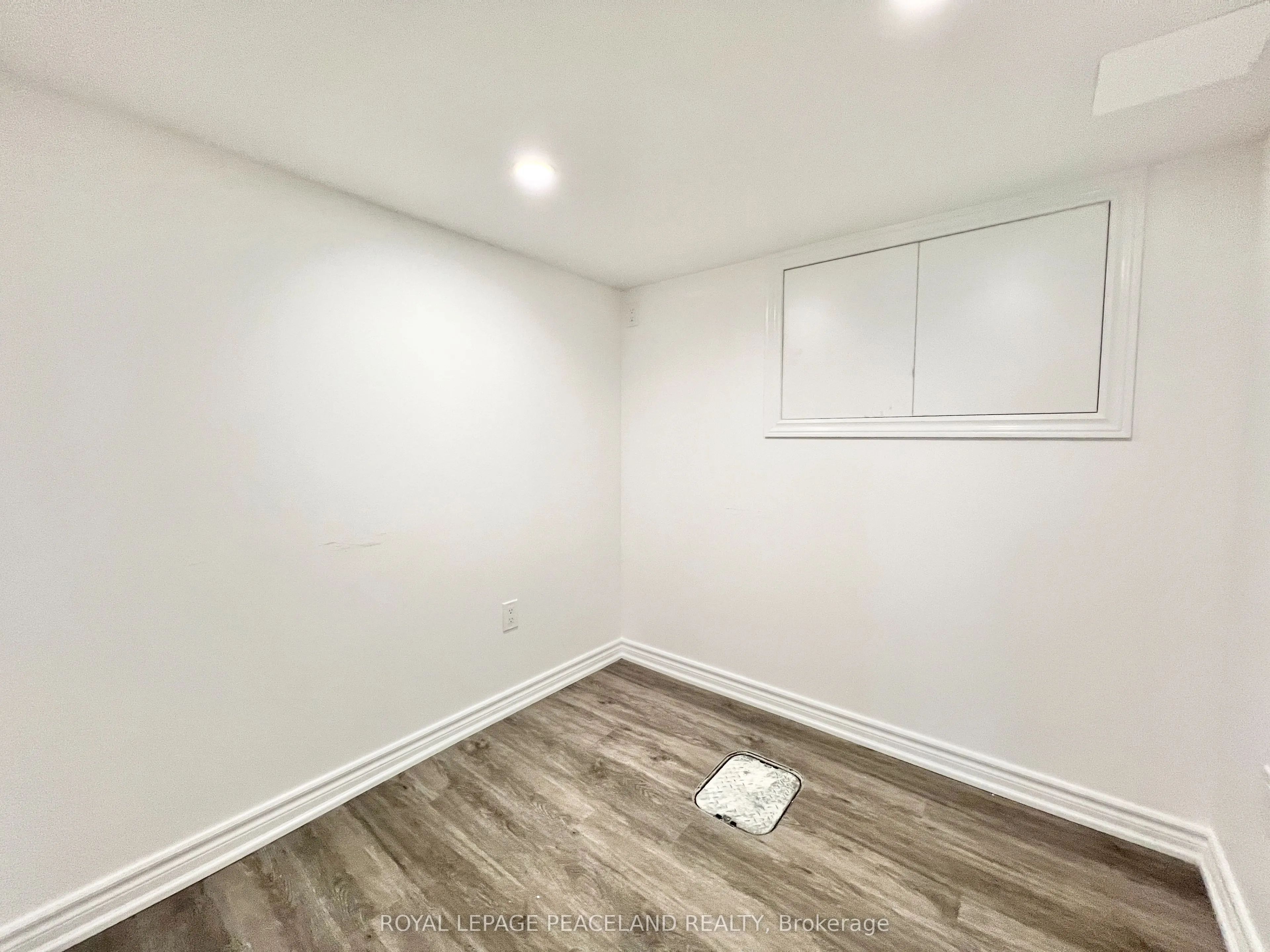 48 Mac Frost Way