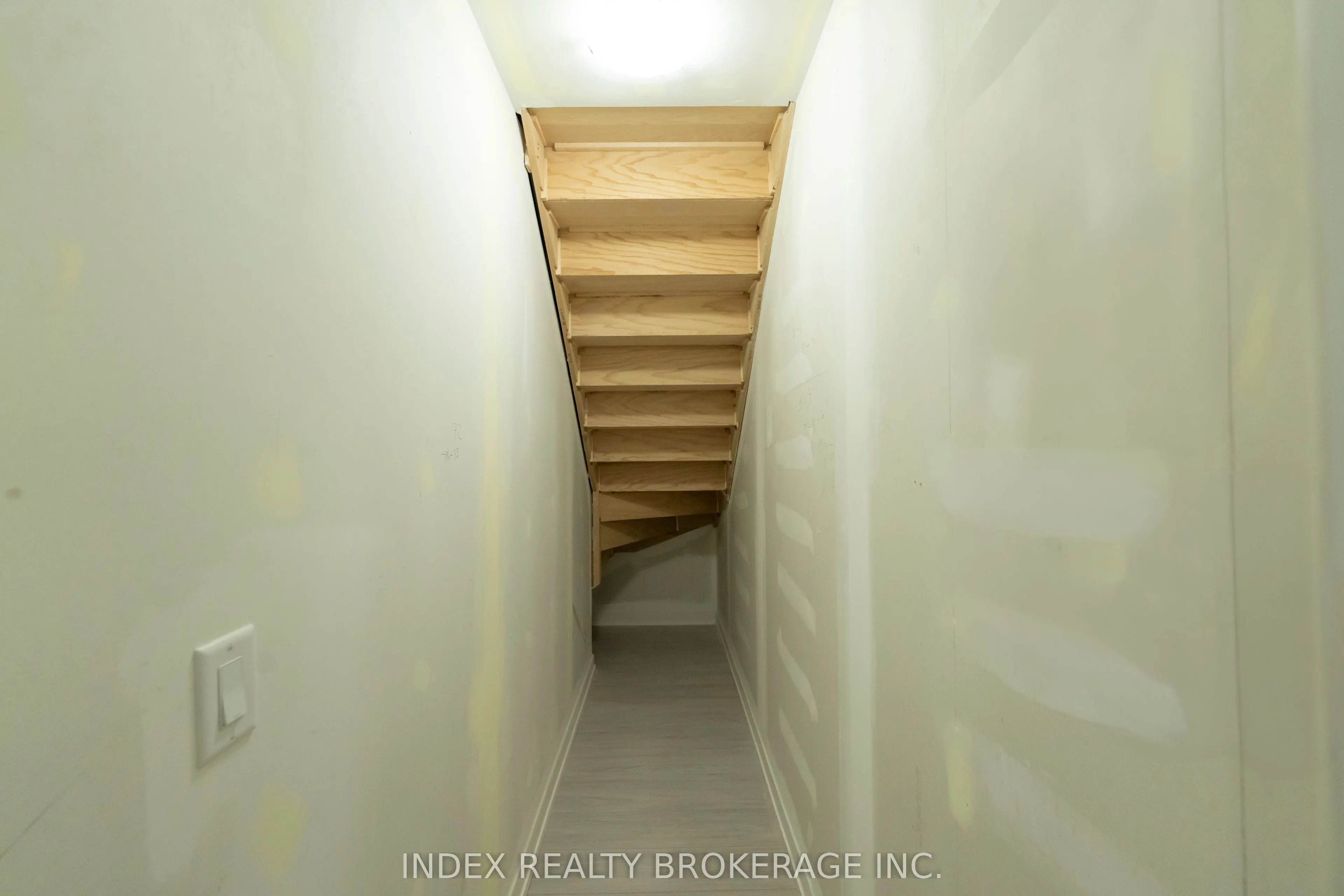 92 Glen Everest Road, #13