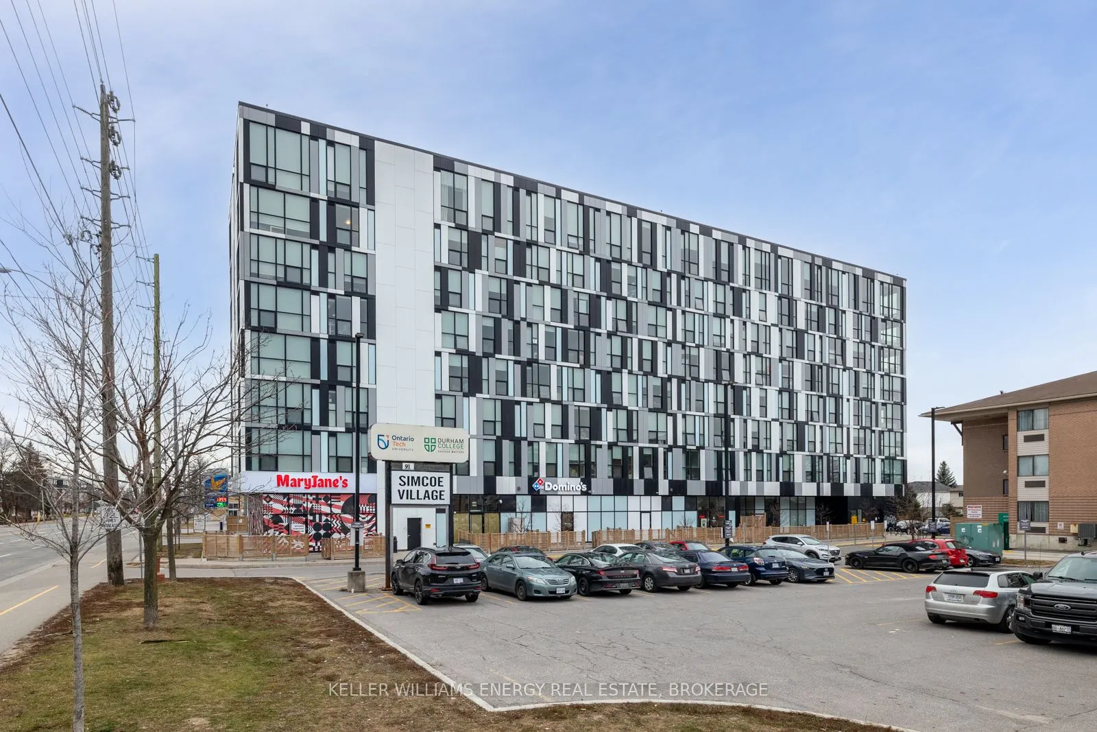 1900 Simcoe Street N #839