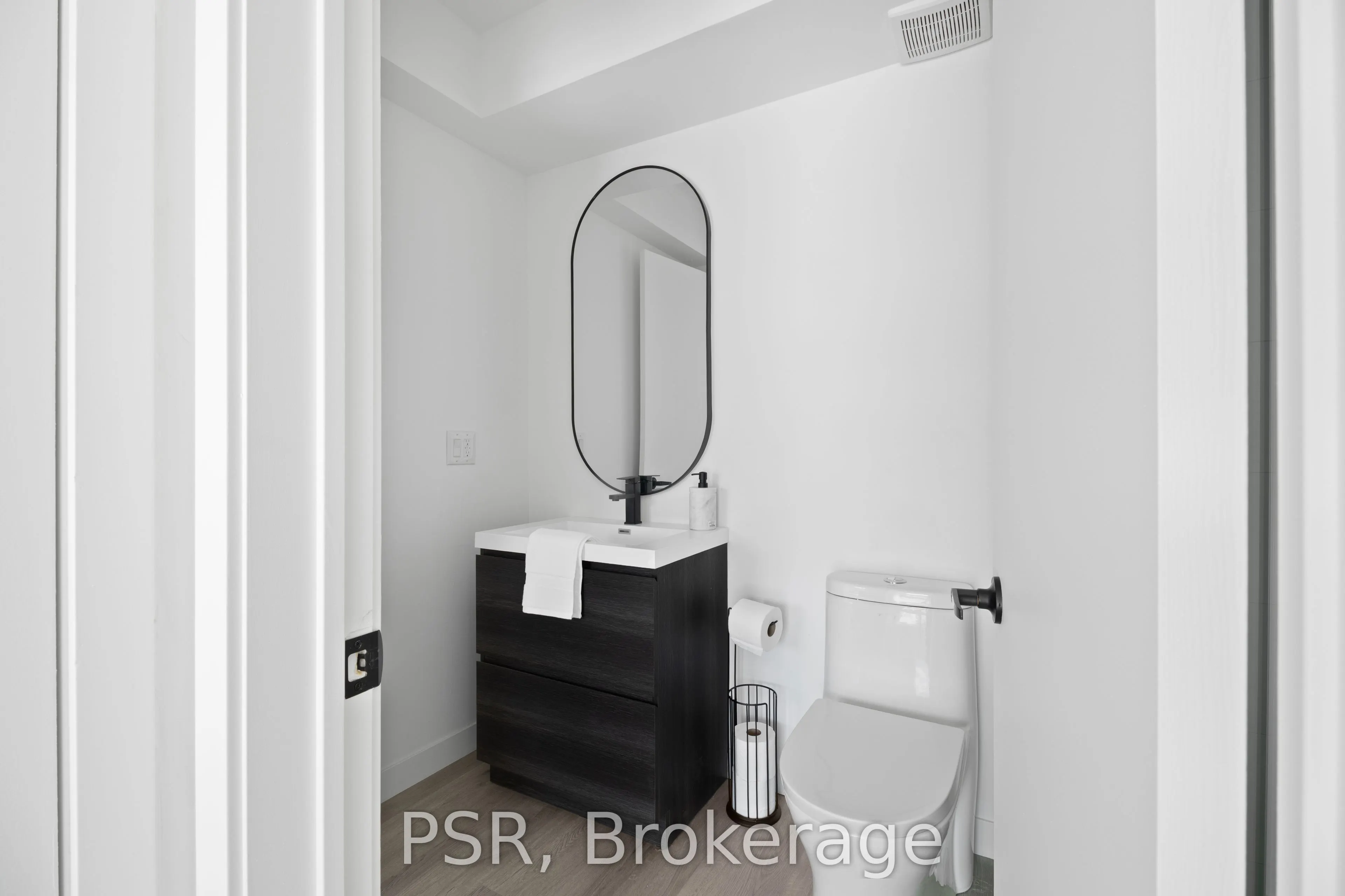 61 Orchard Park Drive, #204