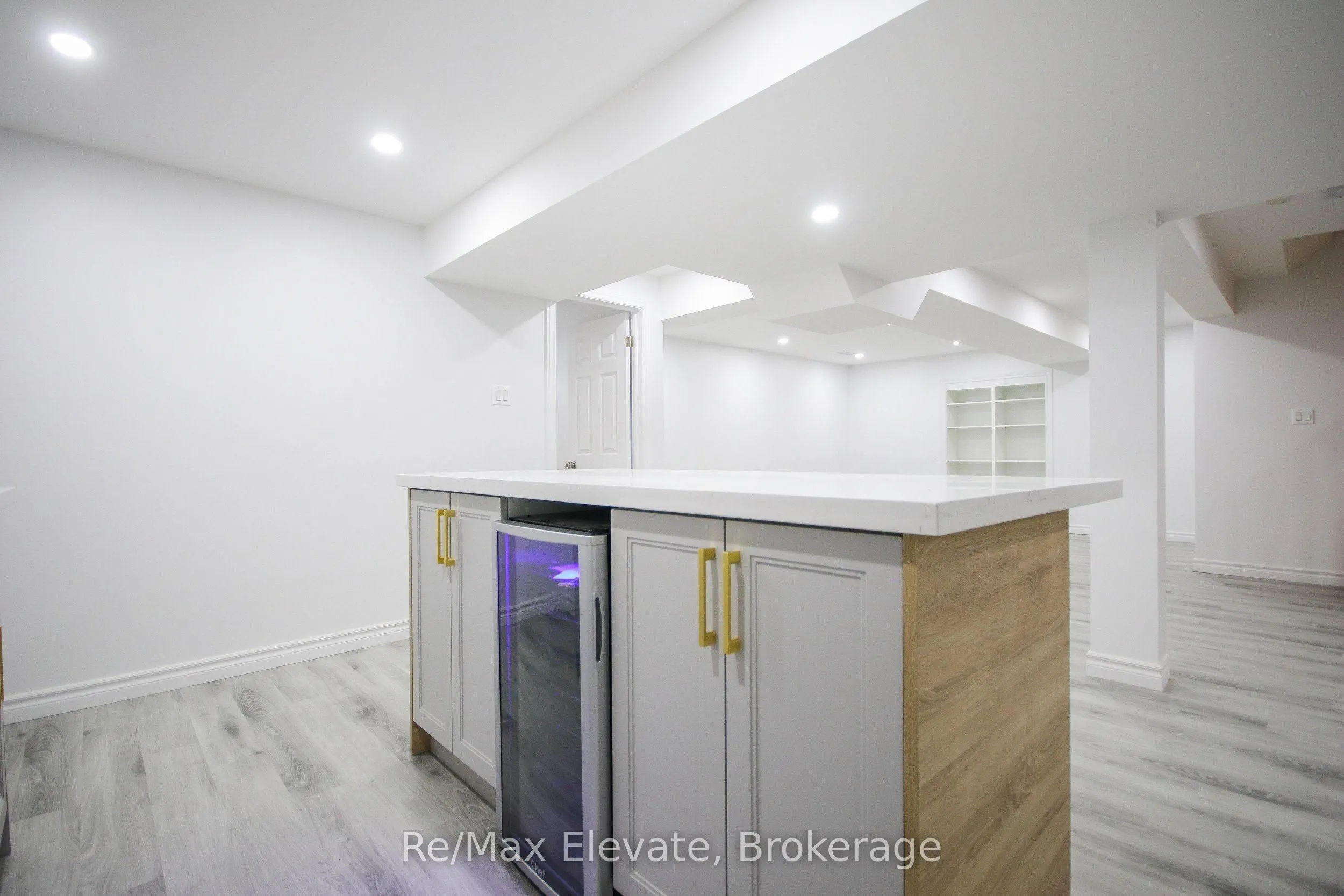 11 Joshua Boulevard