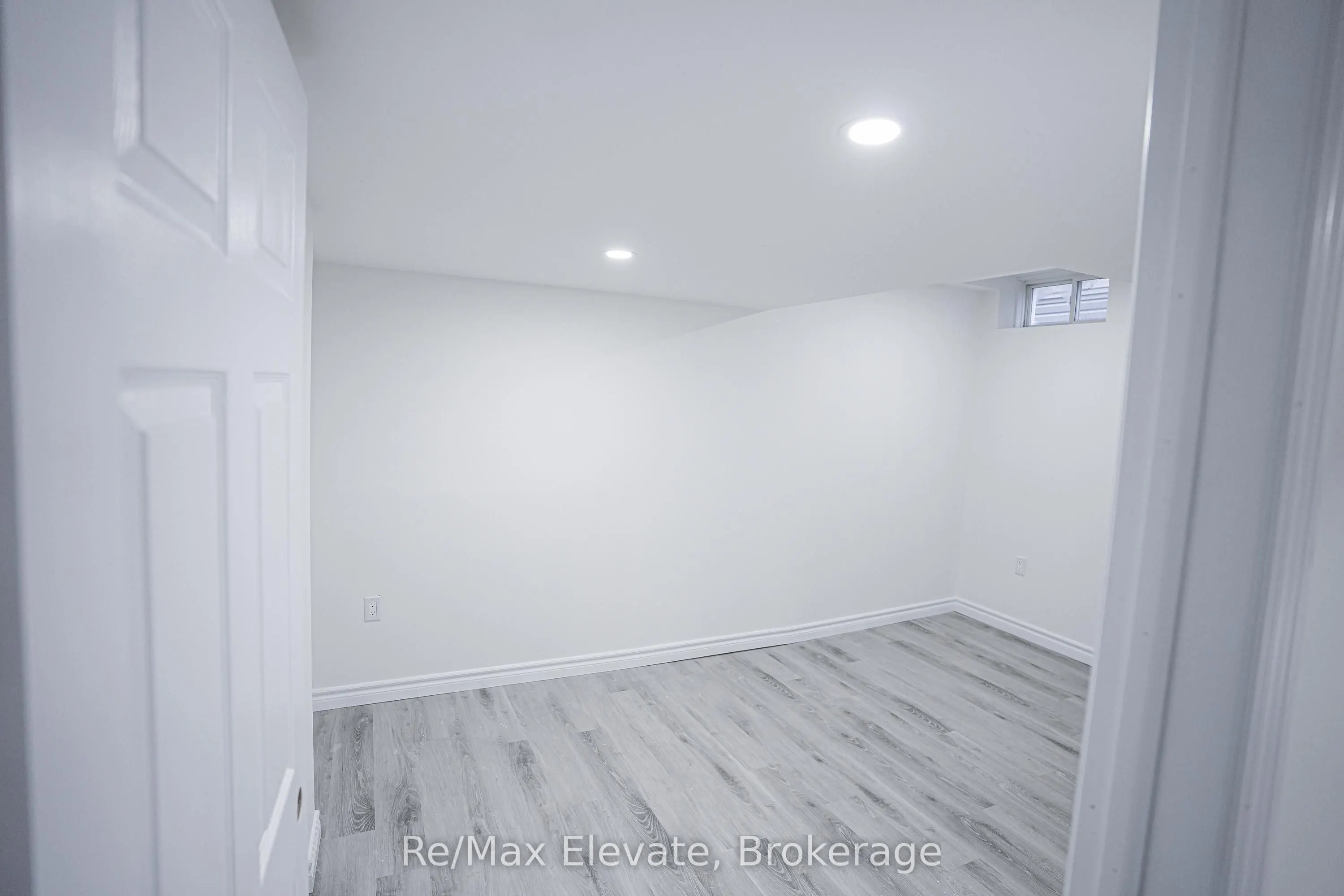 11 Joshua Boulevard