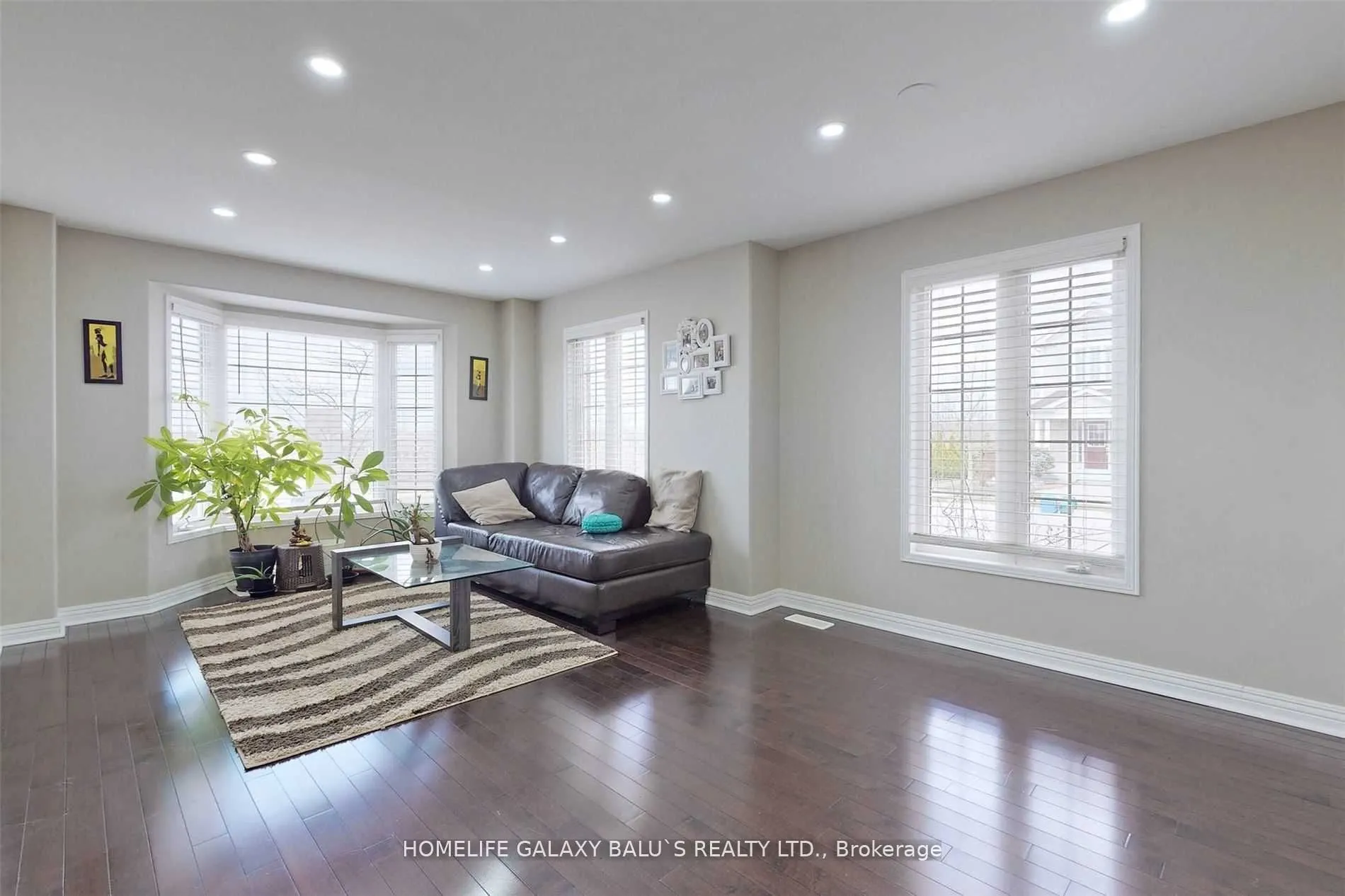54 Decourcy-Ireland Circle