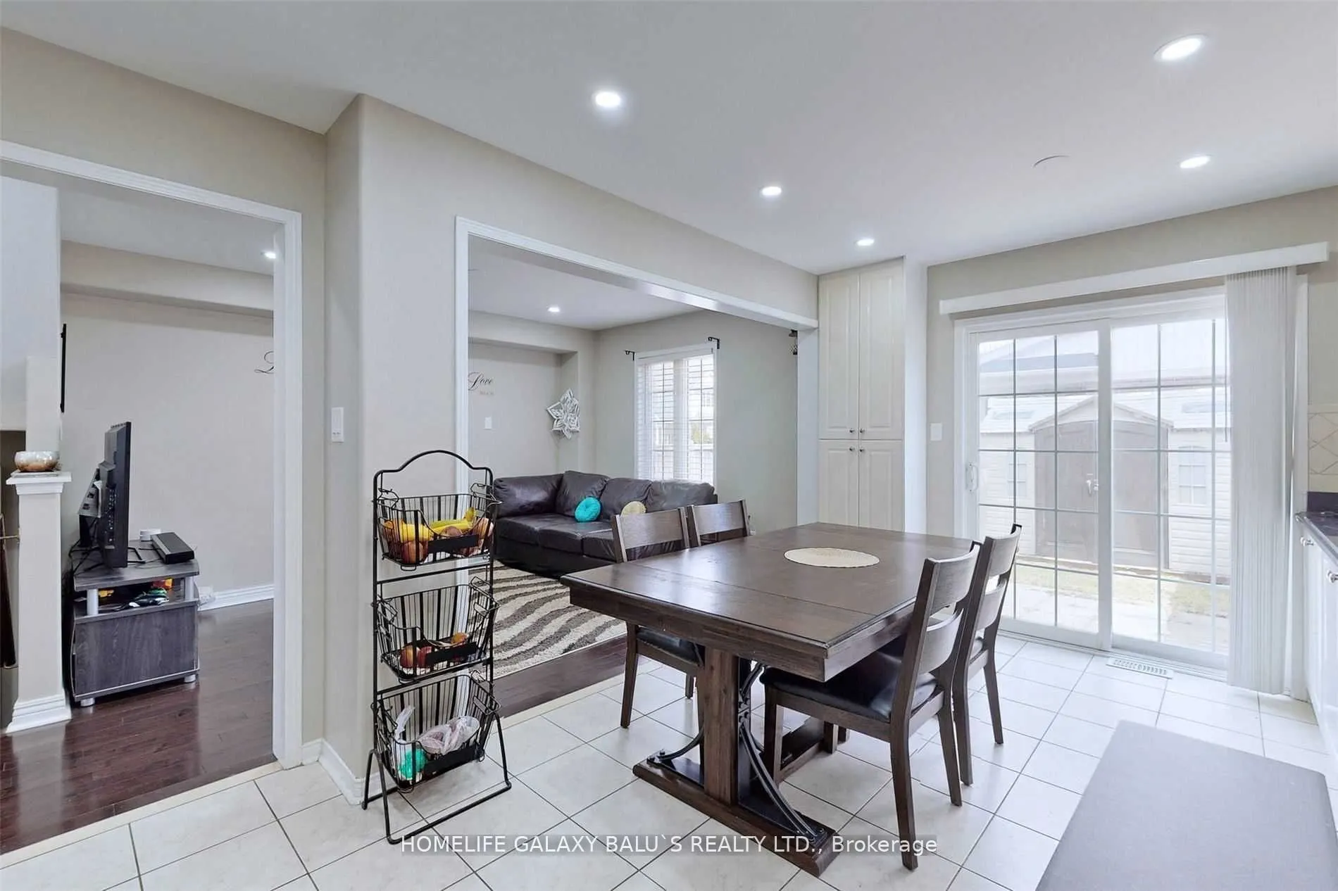 54 Decourcy-Ireland Circle