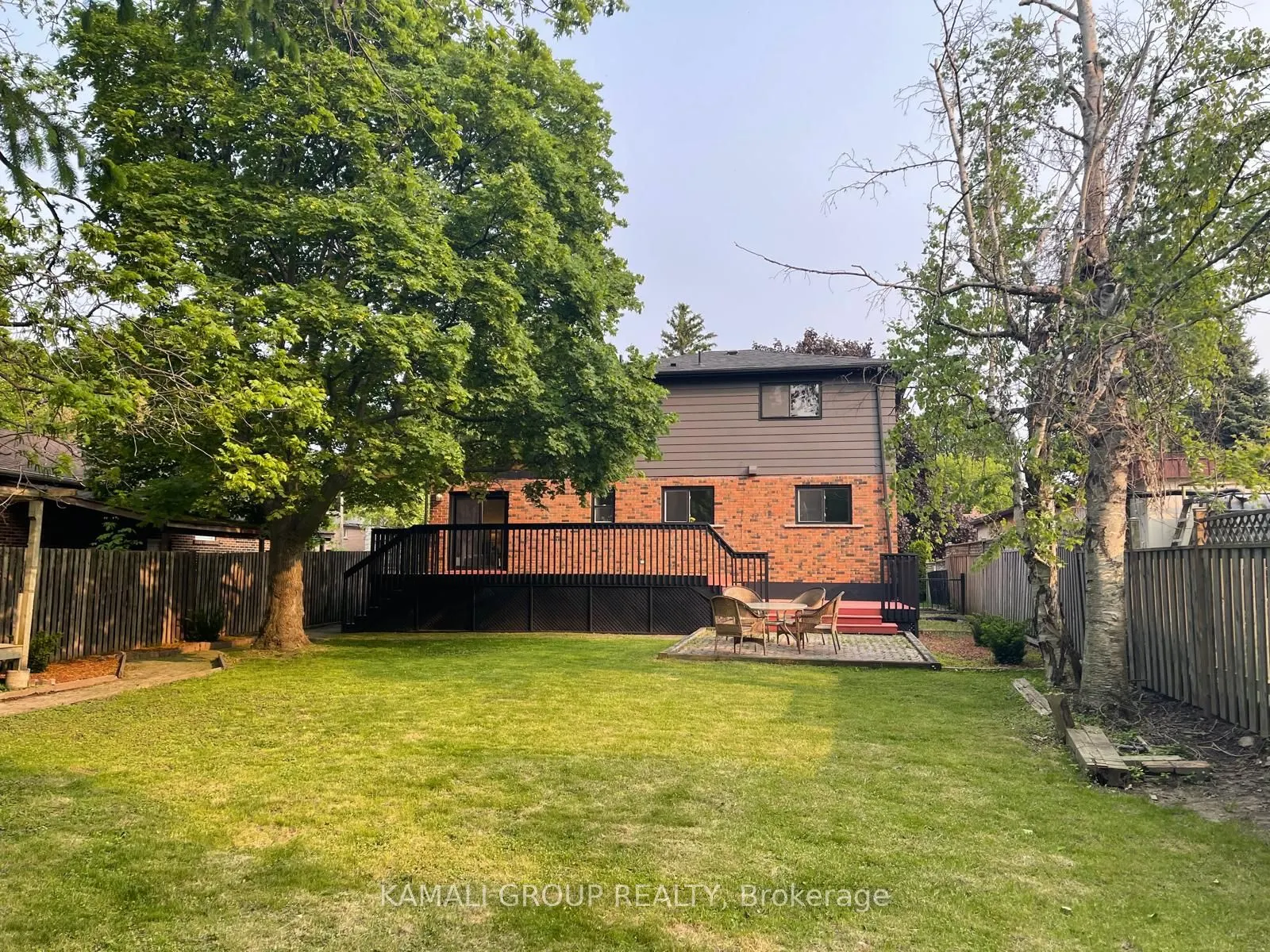 90 Euclid Avenue
