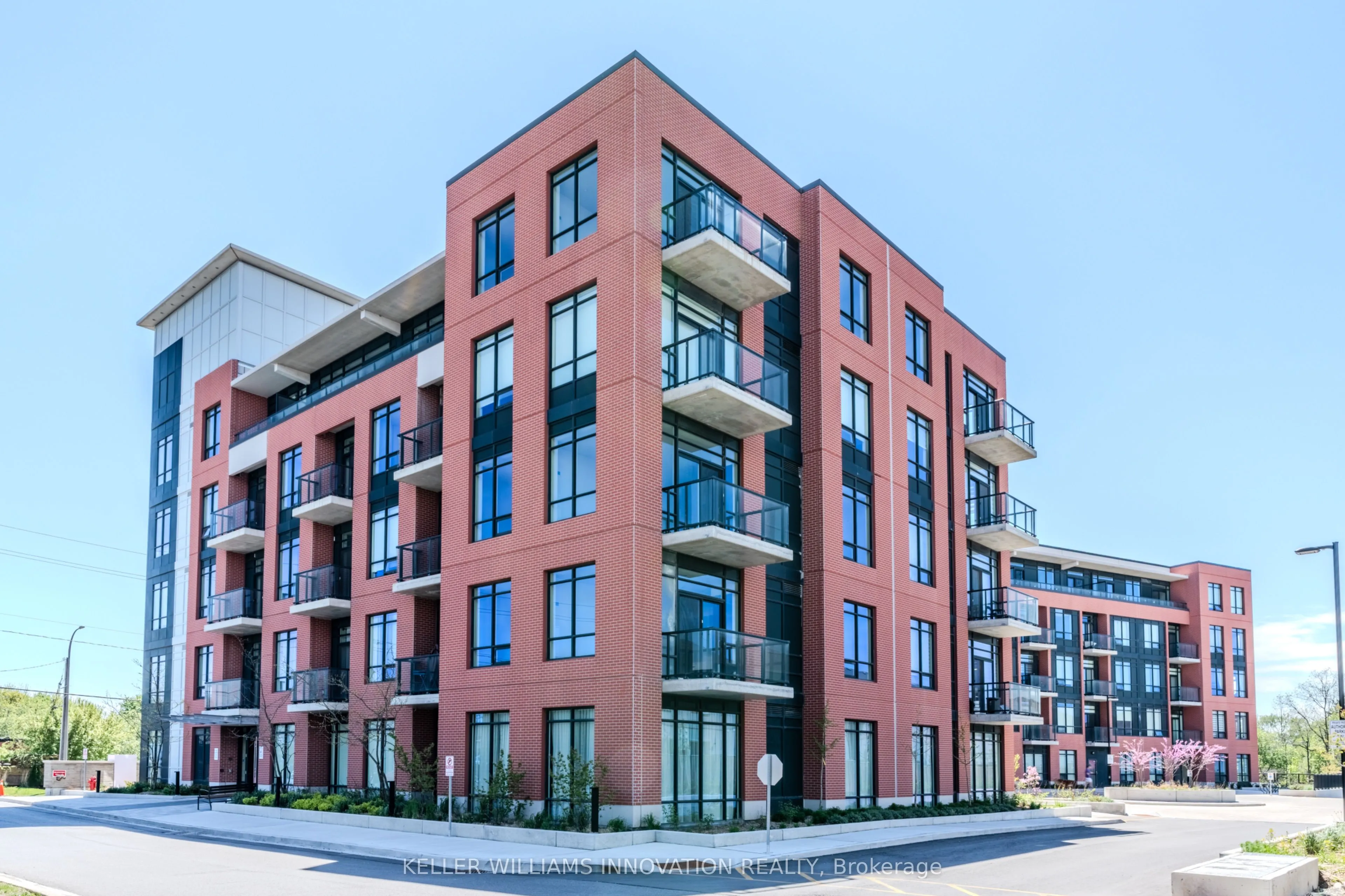 1010 Dundas Street E, #311