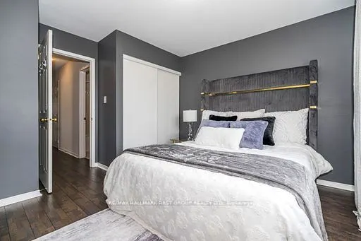 527 Rossland Road E