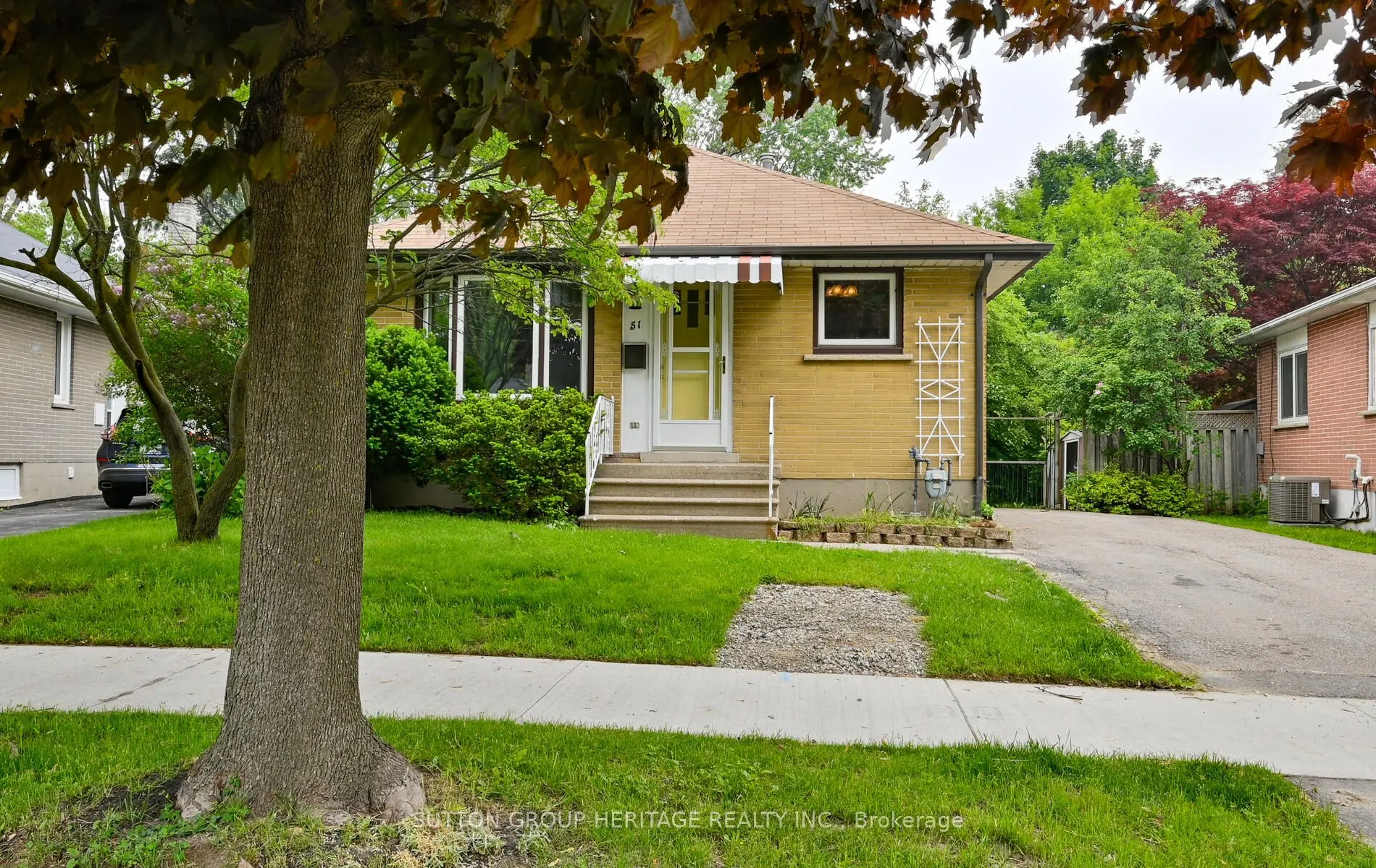 51 Admiral Road