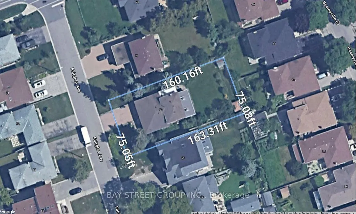69 Fairglen Avenue