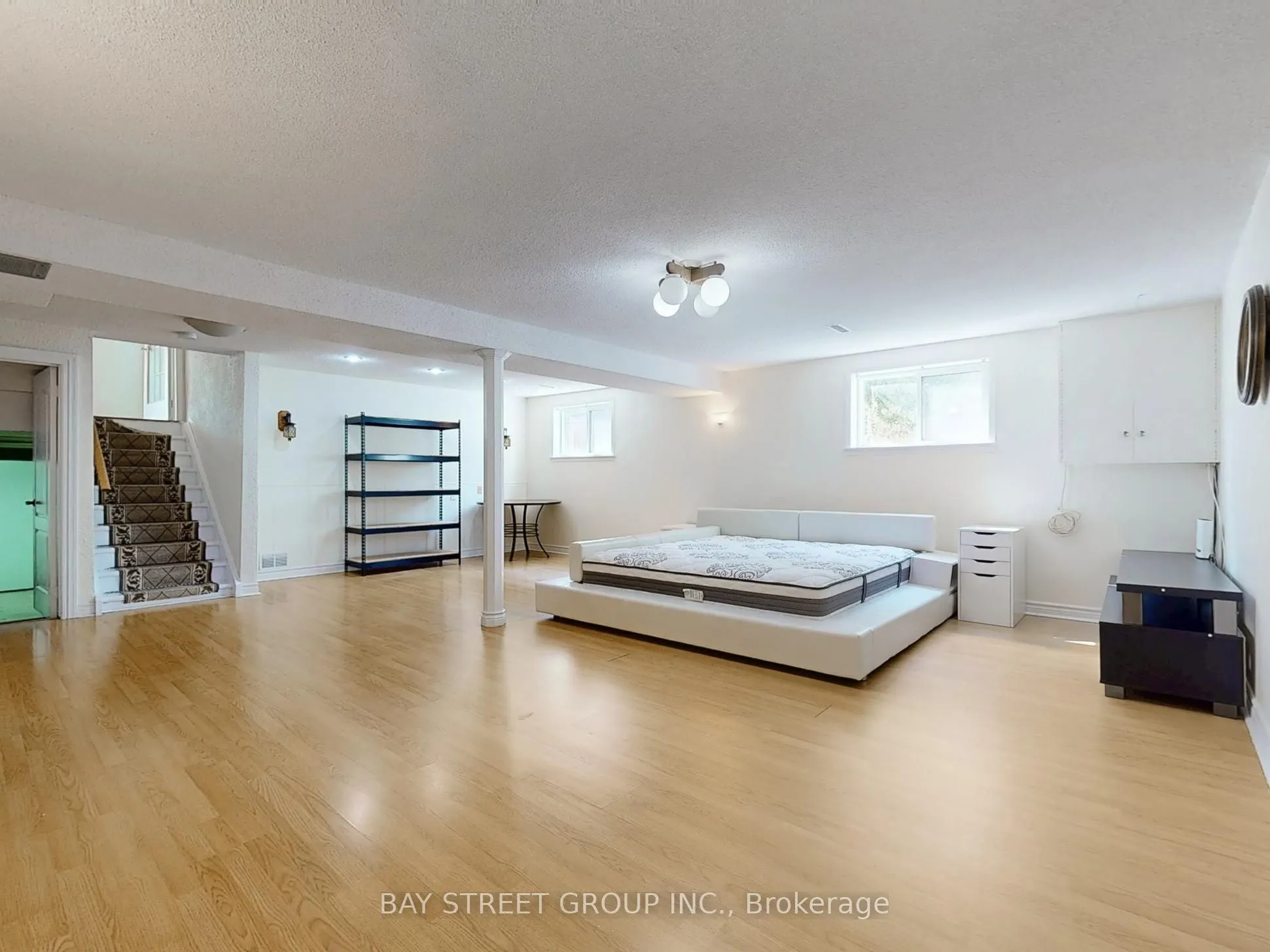 69 Fairglen Avenue