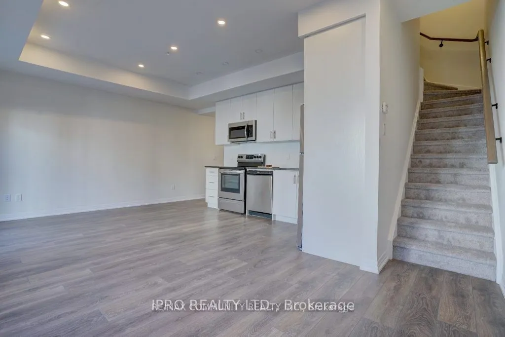 2635 William Jackson Drive, #114