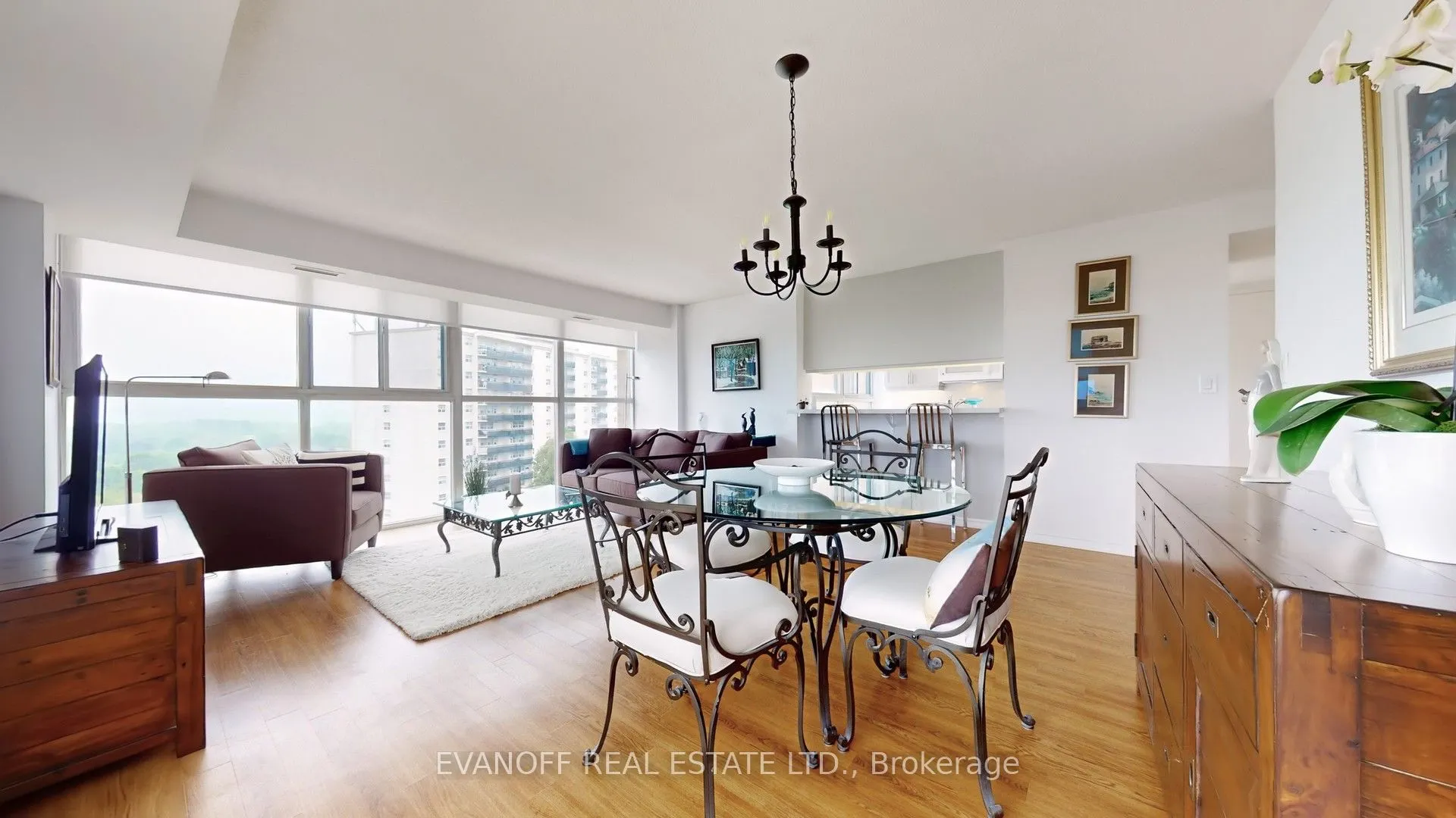90 Dale Avenue, #904