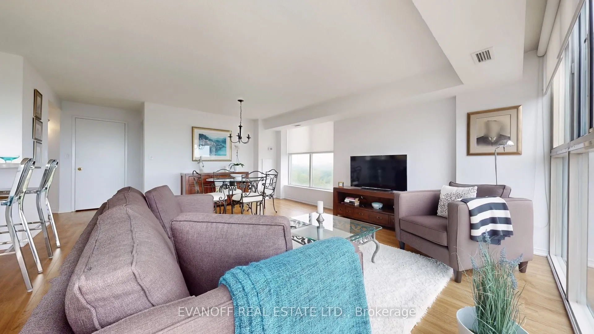 90 Dale Avenue, #904