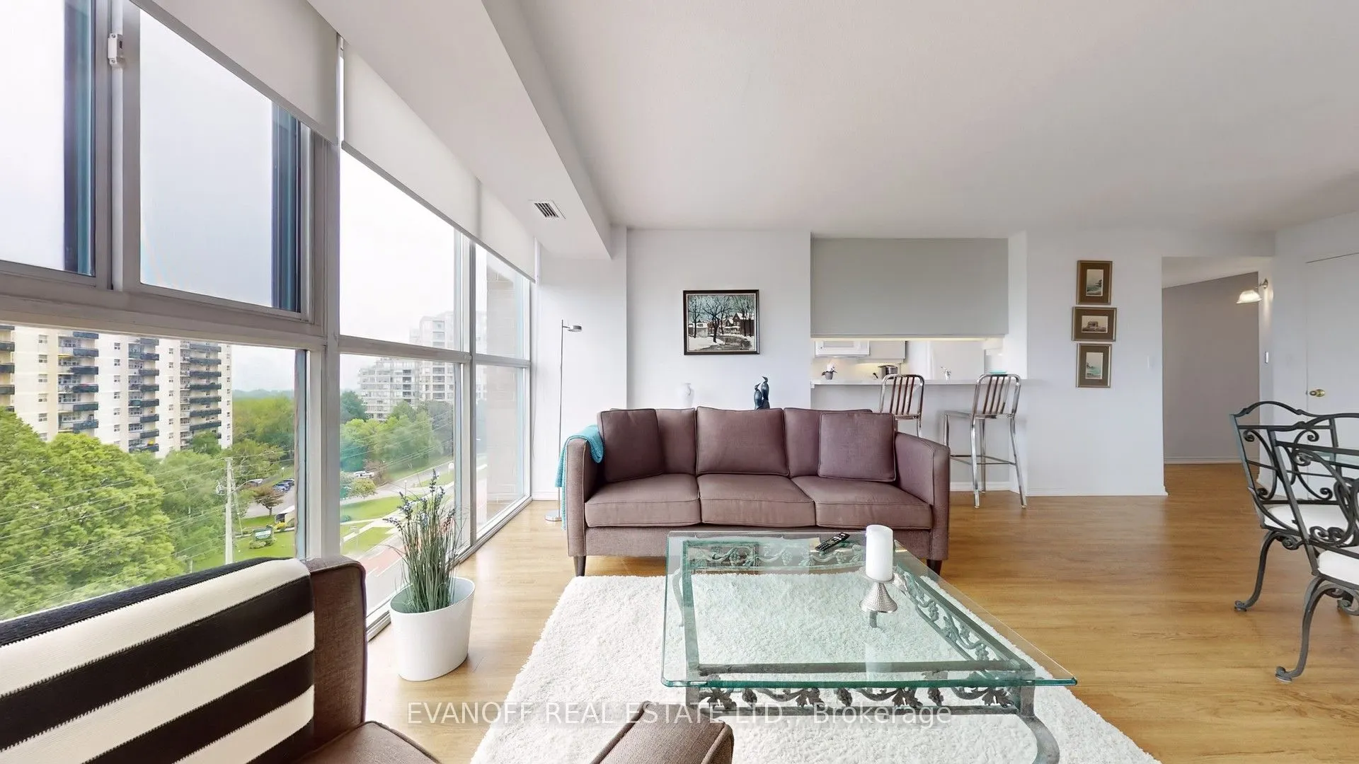 90 Dale Avenue, #904