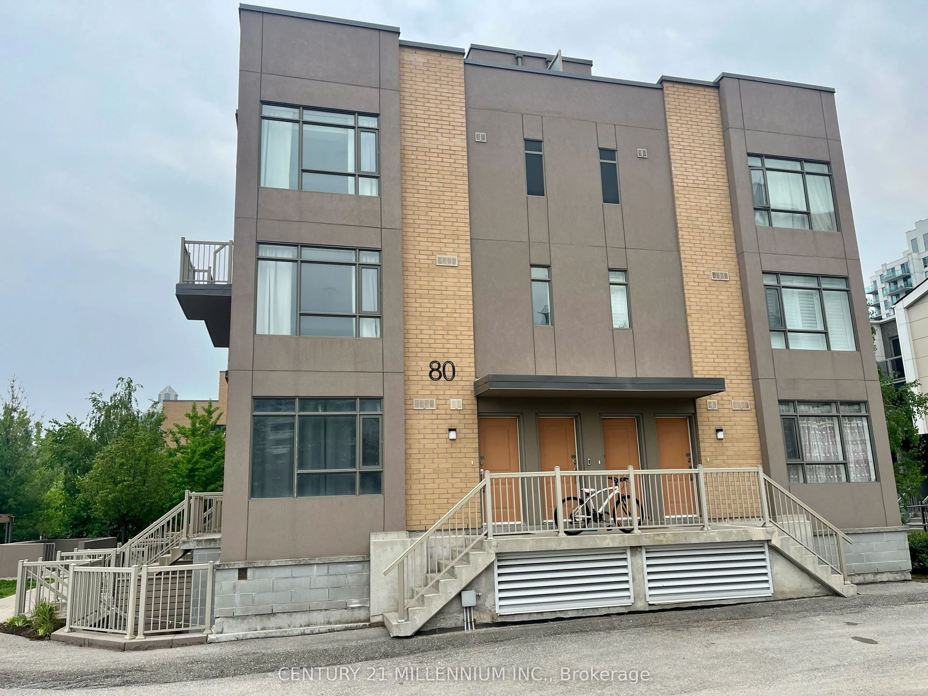 80 Orchid Place Drive, #106